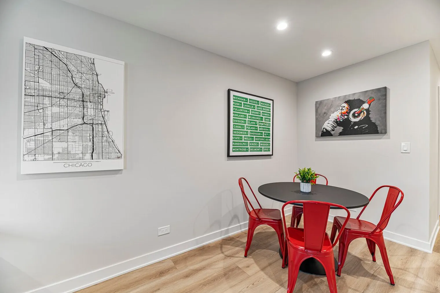 2335 W Touhy Ave   60645 60645-Building North Claremont Avenue - schneidergroup-unit#ID1062699P-Chicago-IL