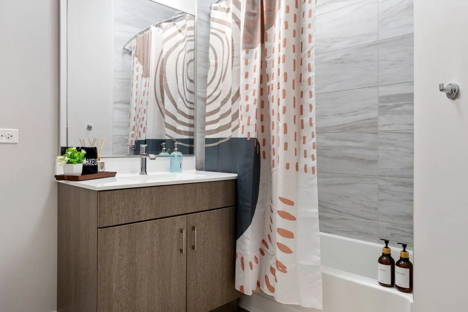 28294 Ferry Rd   60555 60555-Building Ferry Road-unit#ID1366972P-Warrenville-IL