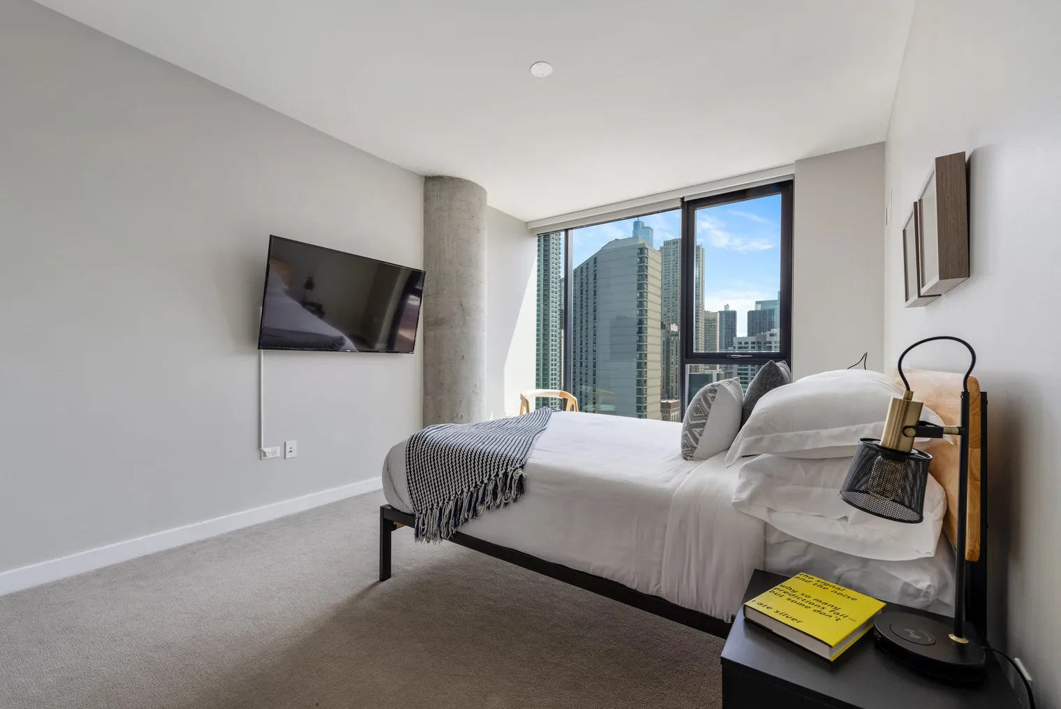 823 N Clark St   60610 60610-Building North Clark Street - cloud9-guesty-unit#ID1029588P-Chicago-IL
