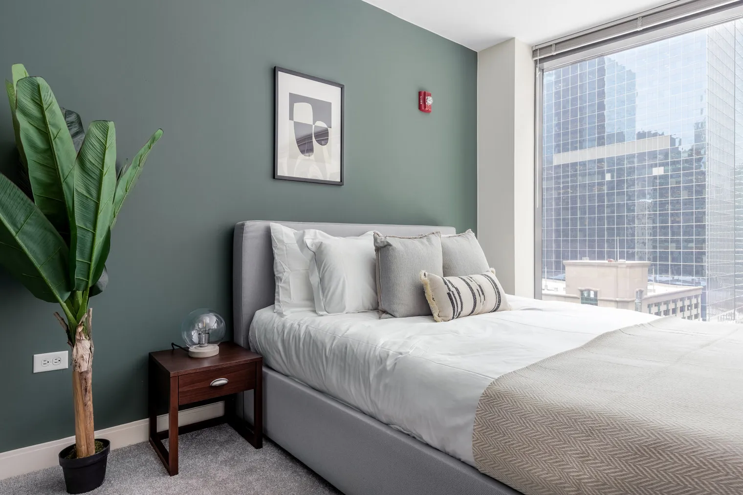 210 N Wells St   60606 60606-Lake & Wells Apartments-unit#ID248-Chicago-IL