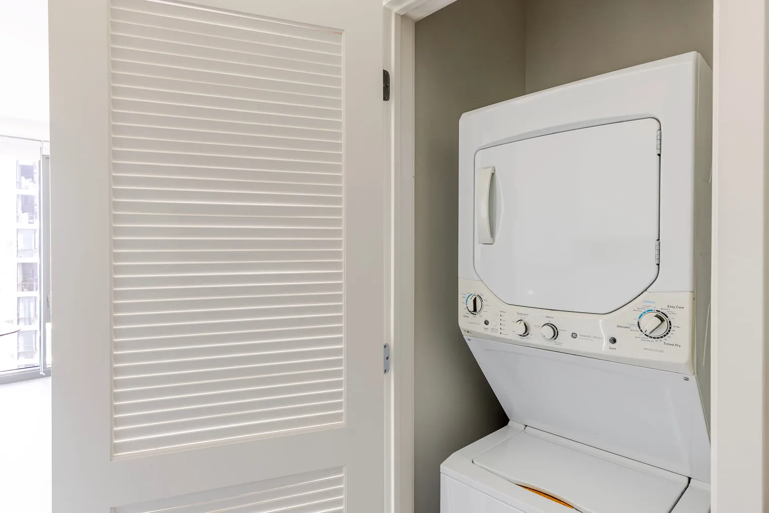 1210 S Indiana Ave   60605 60605-NEMA-unit#ID1317-Chicago-IL