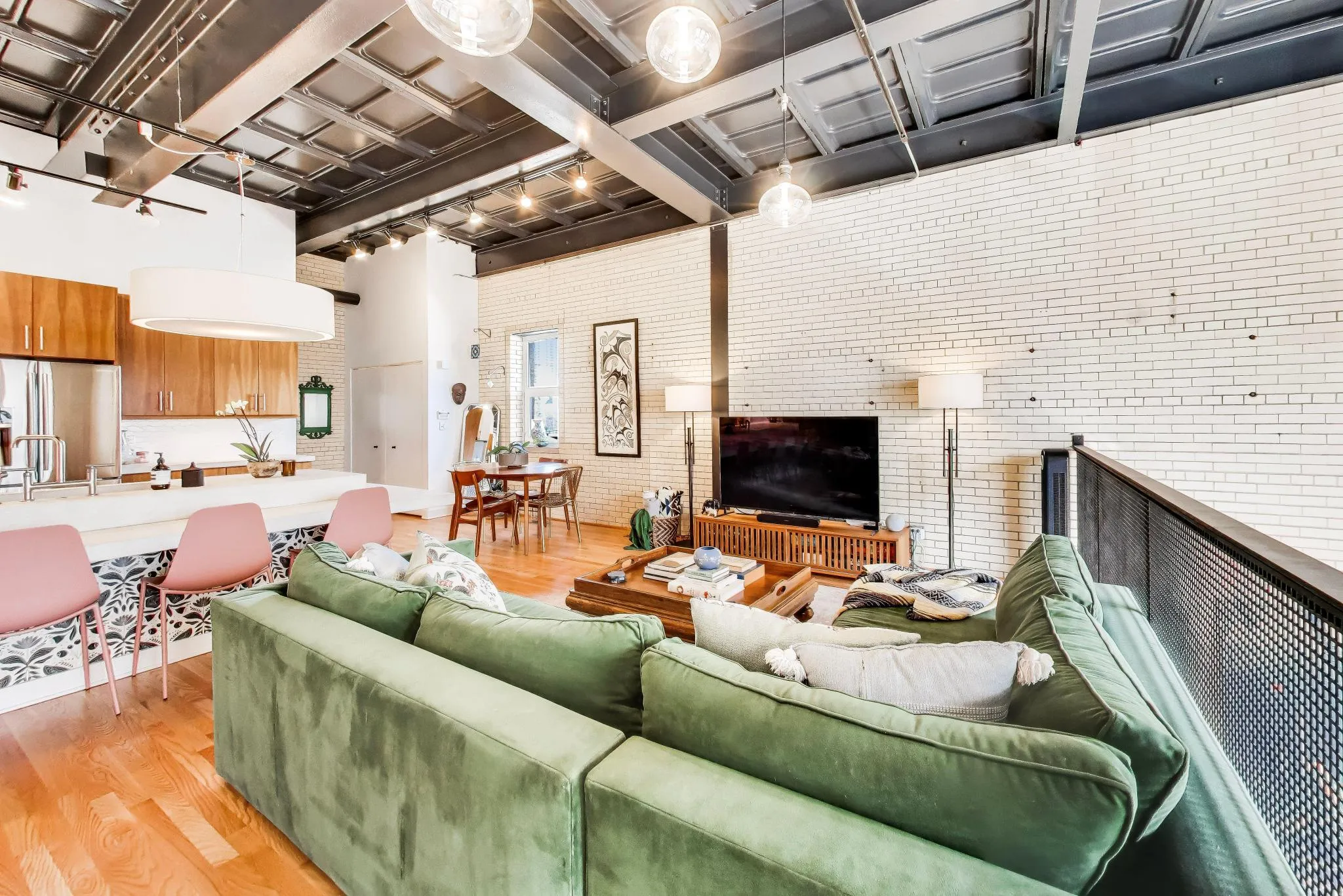 1128 W Ardmore Ave   60660 60660-unit#9-Chicago-IL