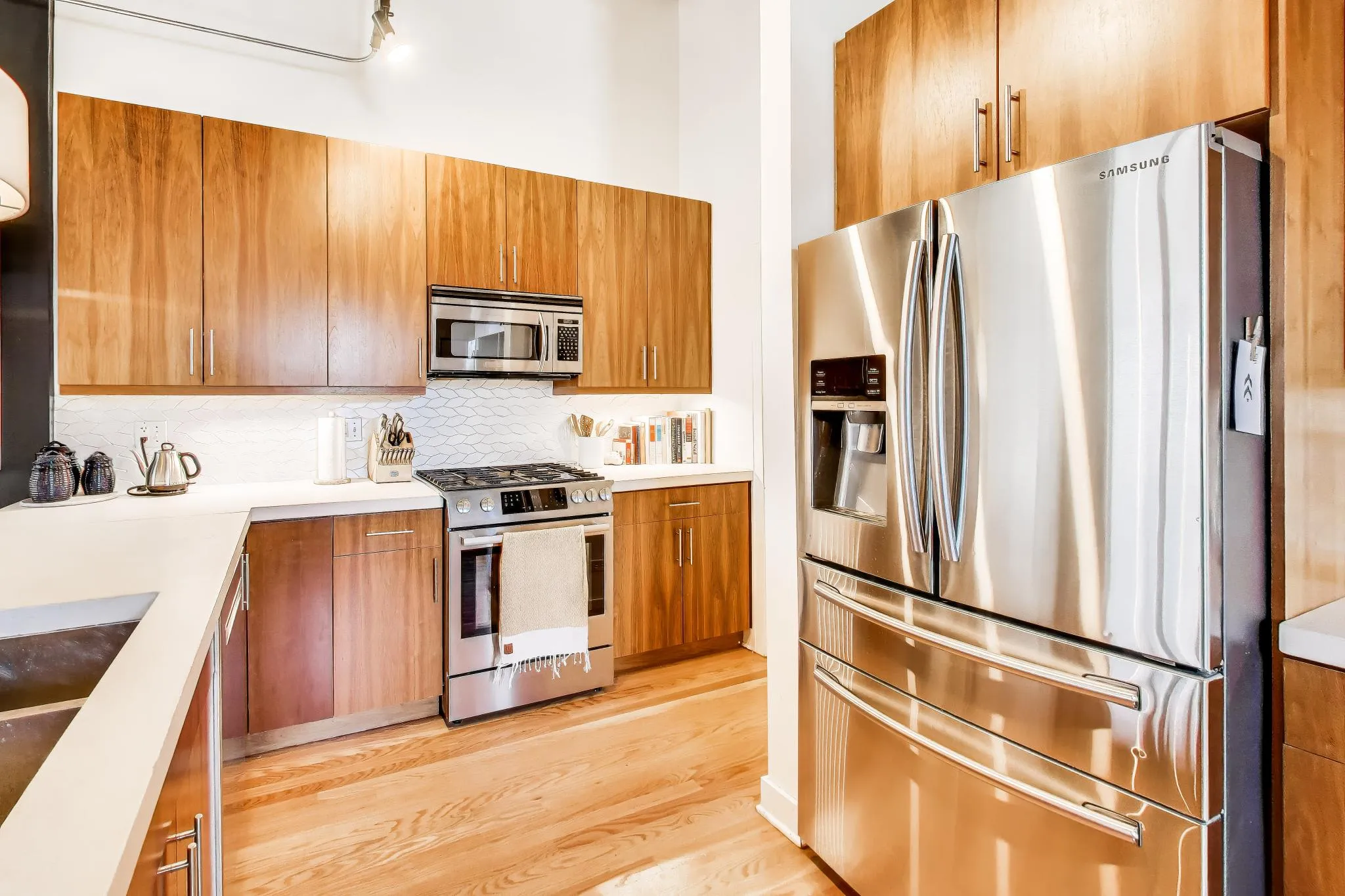 1128 W Ardmore Ave   60660 60660-unit#9-Chicago-IL