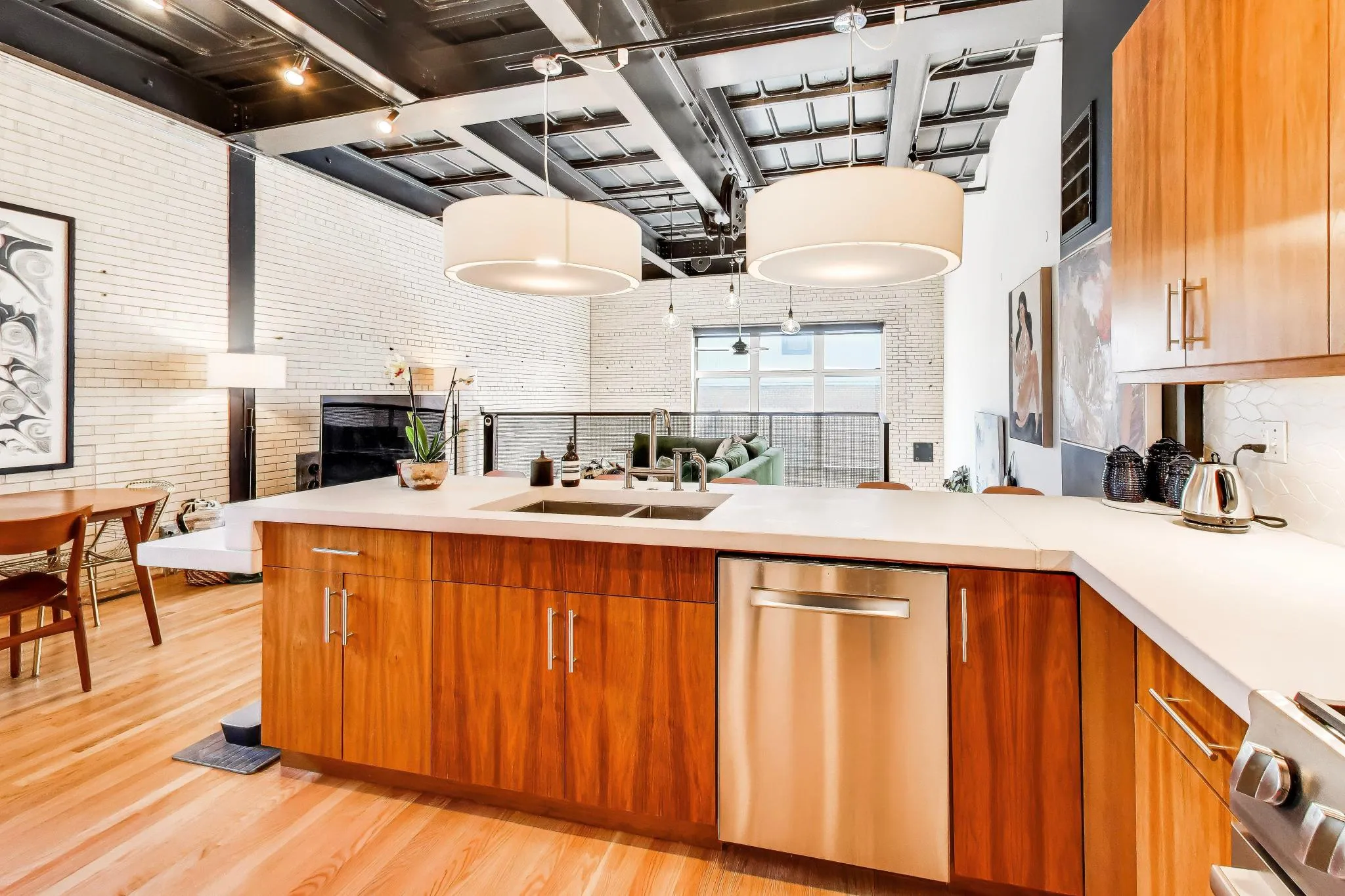 1128 W Ardmore Ave   60660 60660-unit#9-Chicago-IL