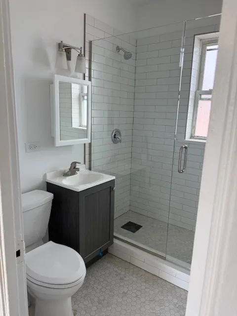 6509 N Artesian Ave   60645 60645-Chicago-IL