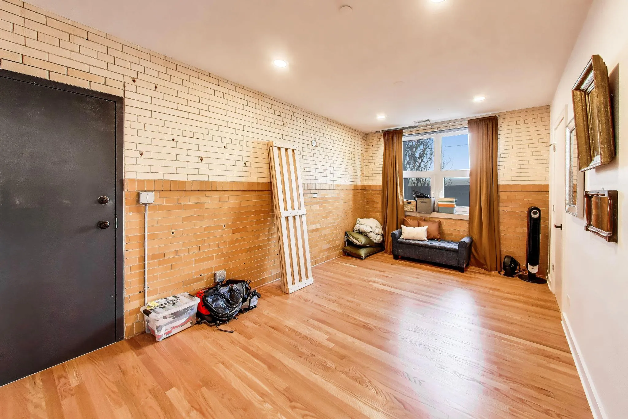 1128 W Ardmore Ave   60660 60660-unit#9-Chicago-IL