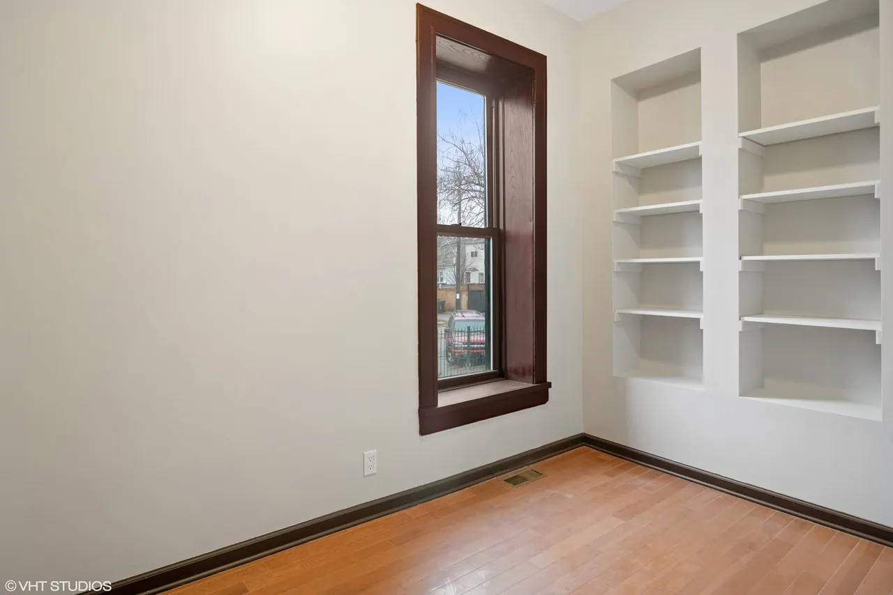 3305 W Beach Ave   60651 60651-unit#1-Chicago-IL