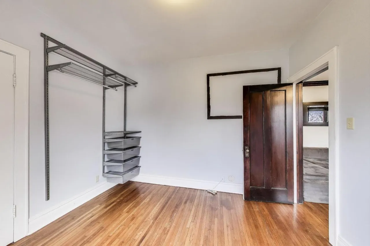 1146 W Montrose Ave   60613 60613-unit#3-Chicago-IL