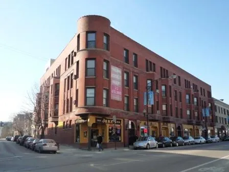 2932 N Clark St 60657 60657-Village II-unit#4H-Chicago-IL