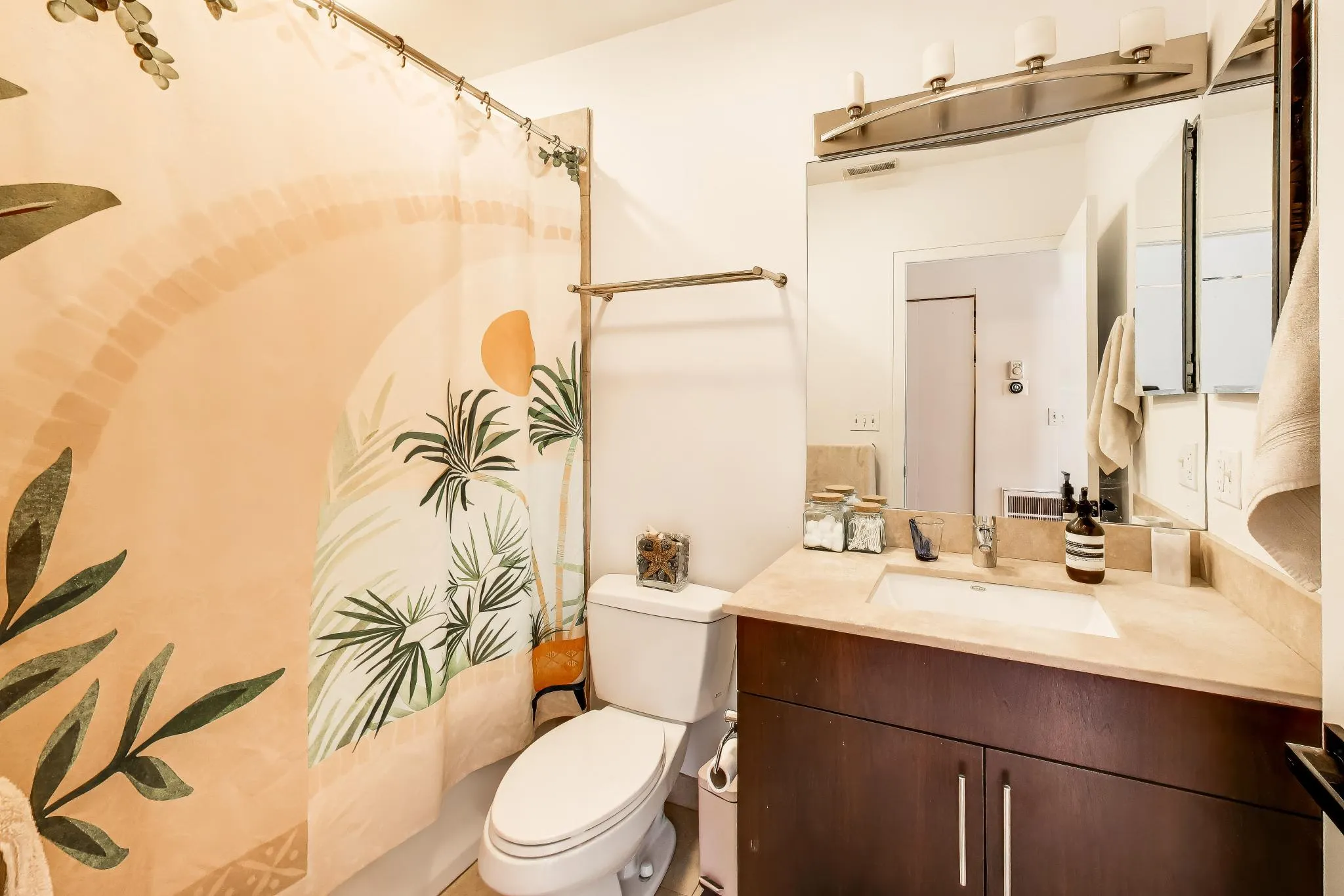 1128 W Ardmore Ave   60660 60660-unit#9-Chicago-IL