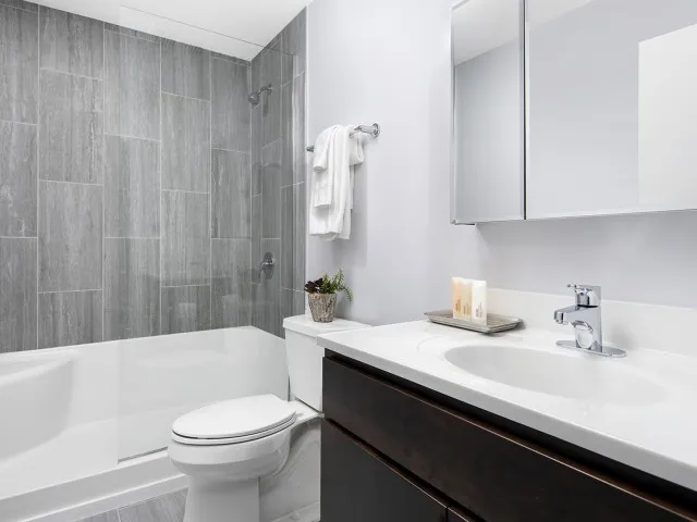 182 W Lake St   60601 60601-unit#1801-Chicago-IL