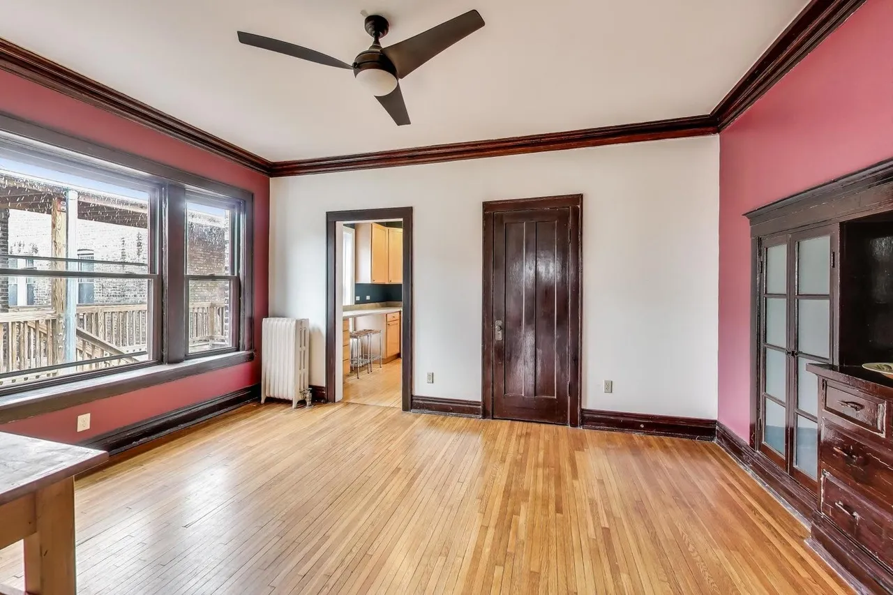 1146 W Montrose Ave   60613 60613-unit#3-Chicago-IL