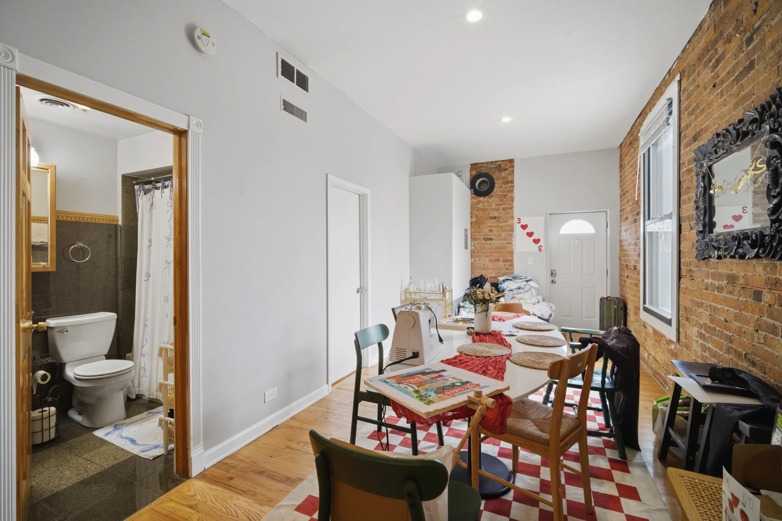 2129 N Sheffield Ave 60614 60614-unit#3F-Chicago-IL