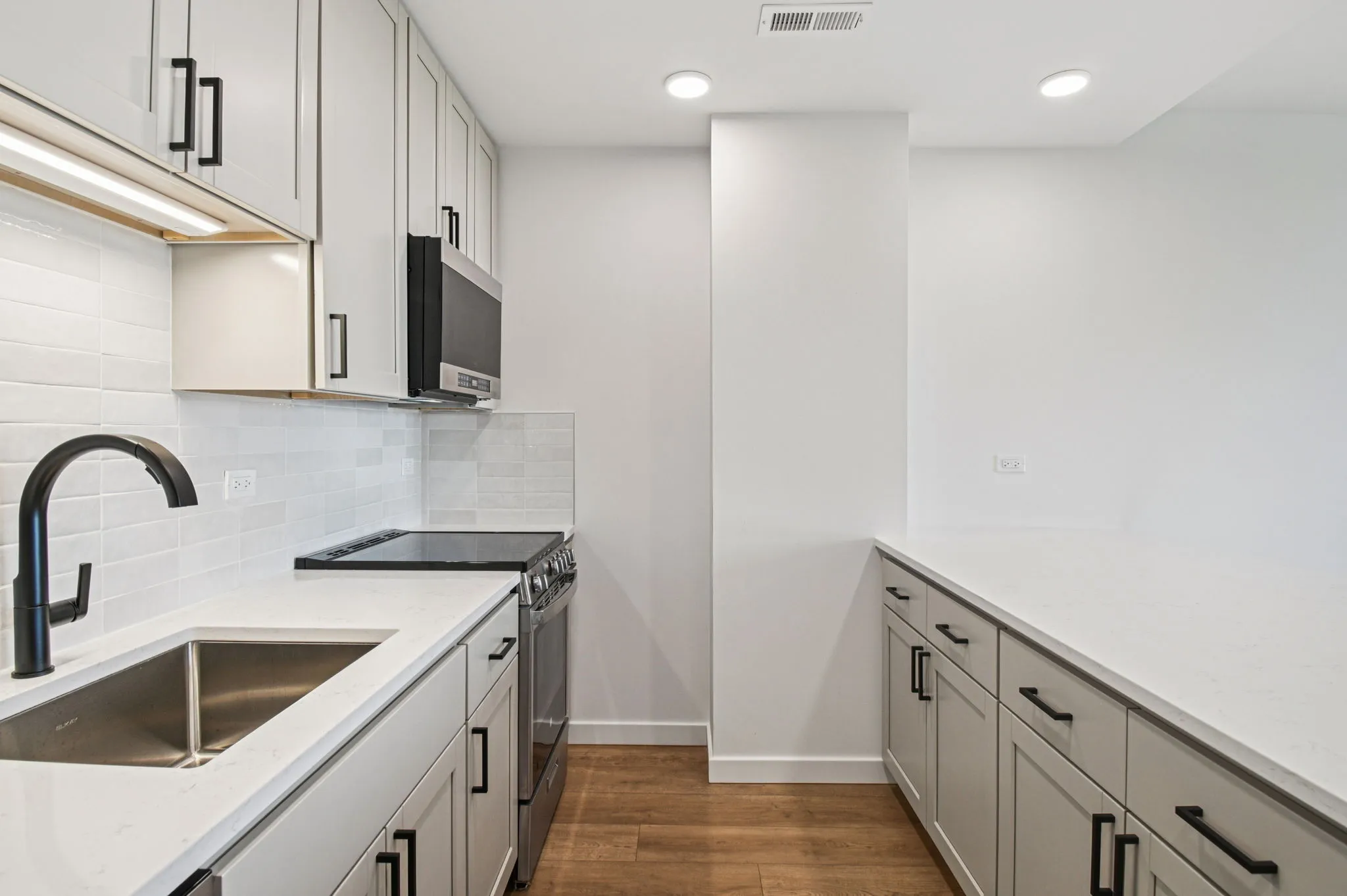 2140 N Lincoln Park W   60614 60614-unit#401-Chicago-IL