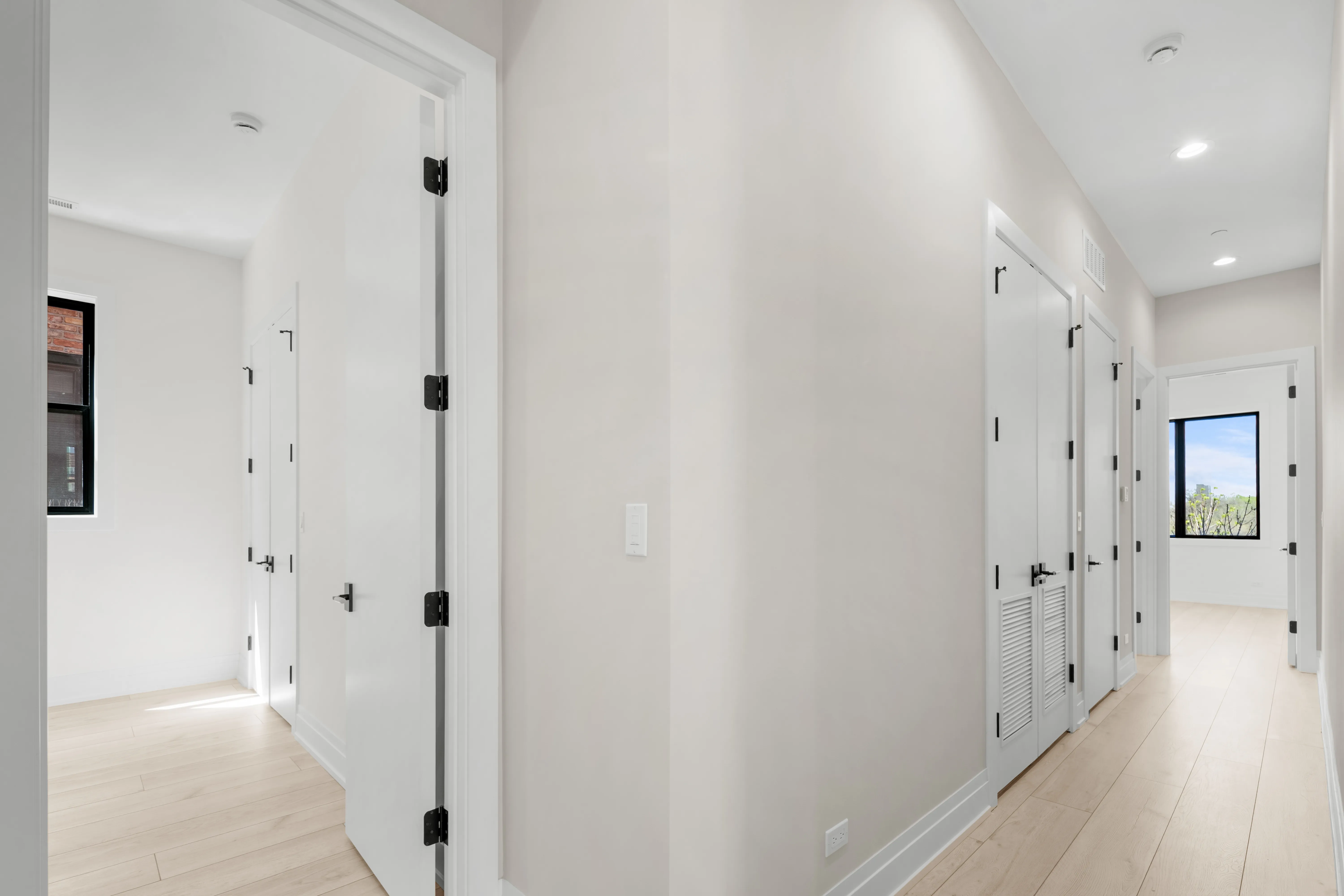 1327 W Taylor St   60607 60607-unit#4-Chicago-IL