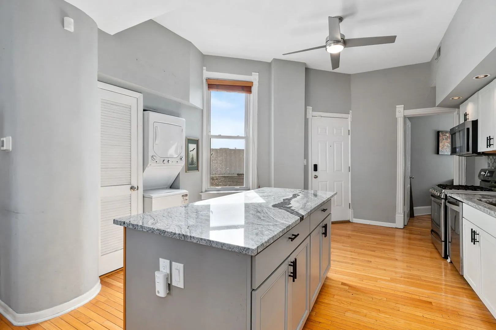 2200 N Clybourn Ave   60614 60614-unit#3-Chicago-IL