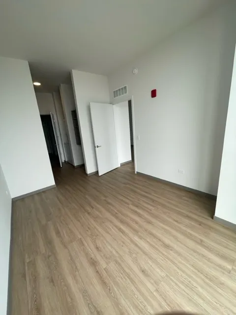 513 S Damen Ave   60612 60612-unit#1301-Chicago-IL