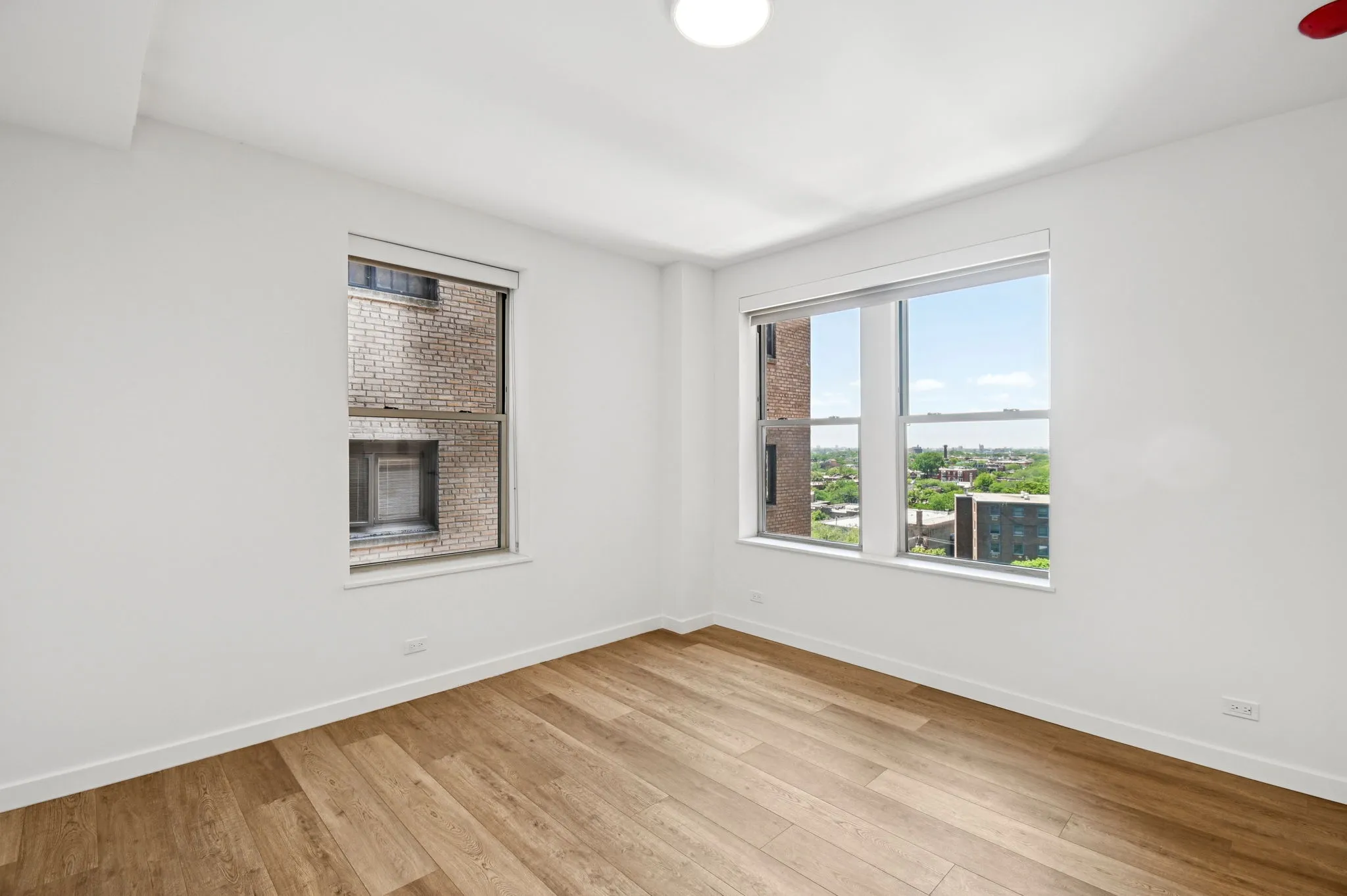 2140 N Lincoln Park W   60614 60614-unit#305-Chicago-IL