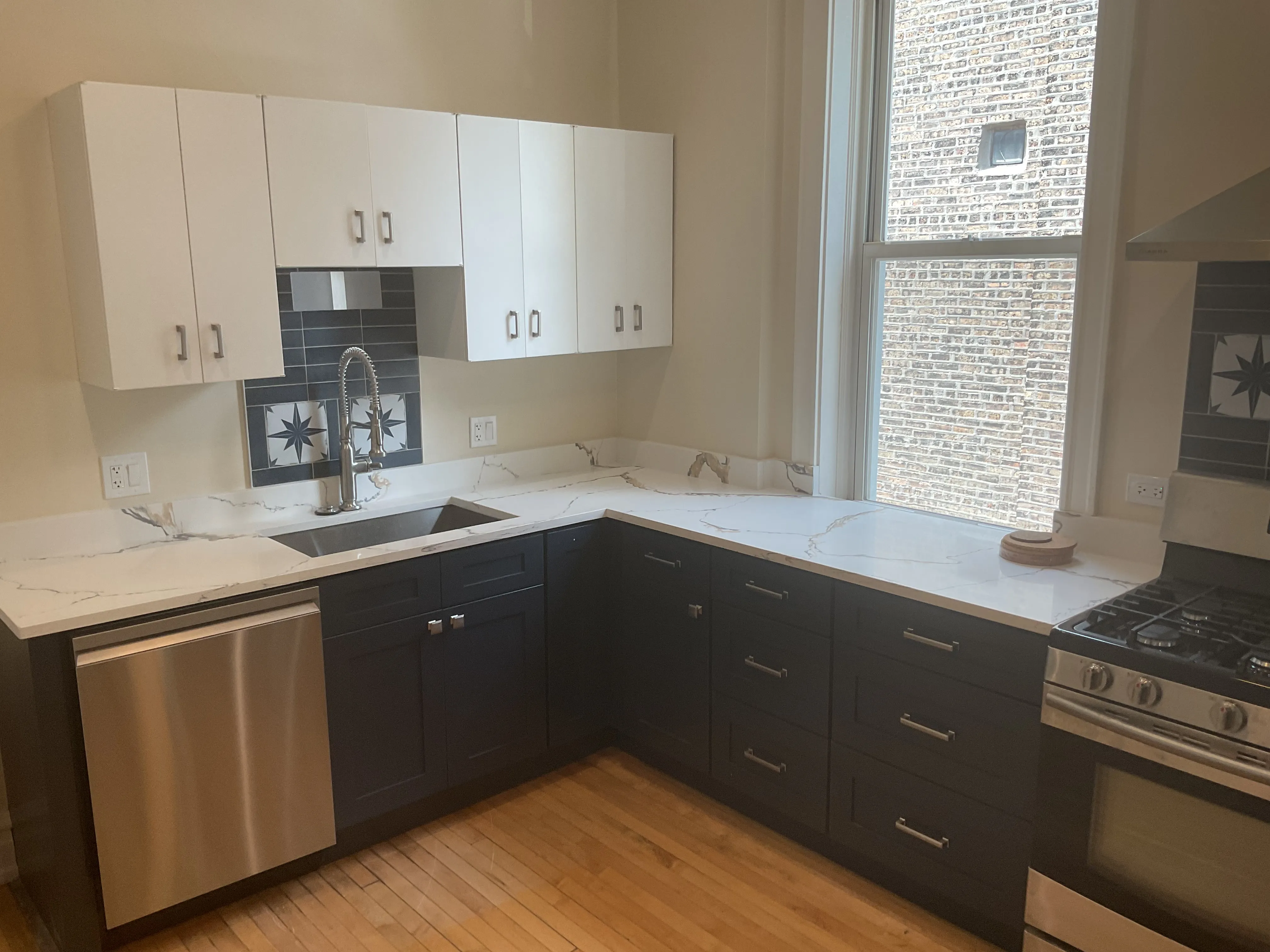 1320 W Carmen Ave 60640 60640-unit#2-Chicago-IL