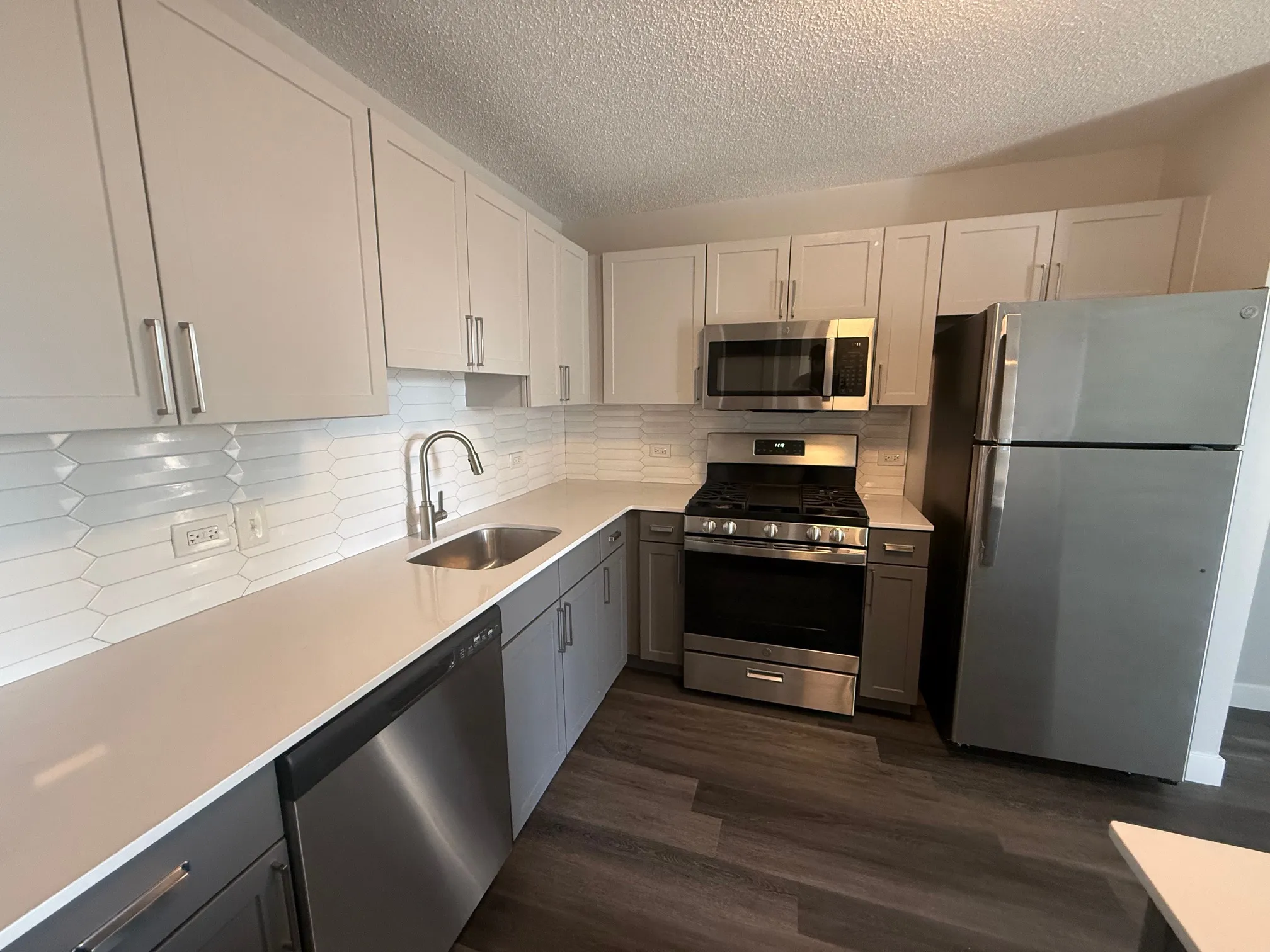 400 East South Water Street   60601 60601-unit#1011-Chicago-IL