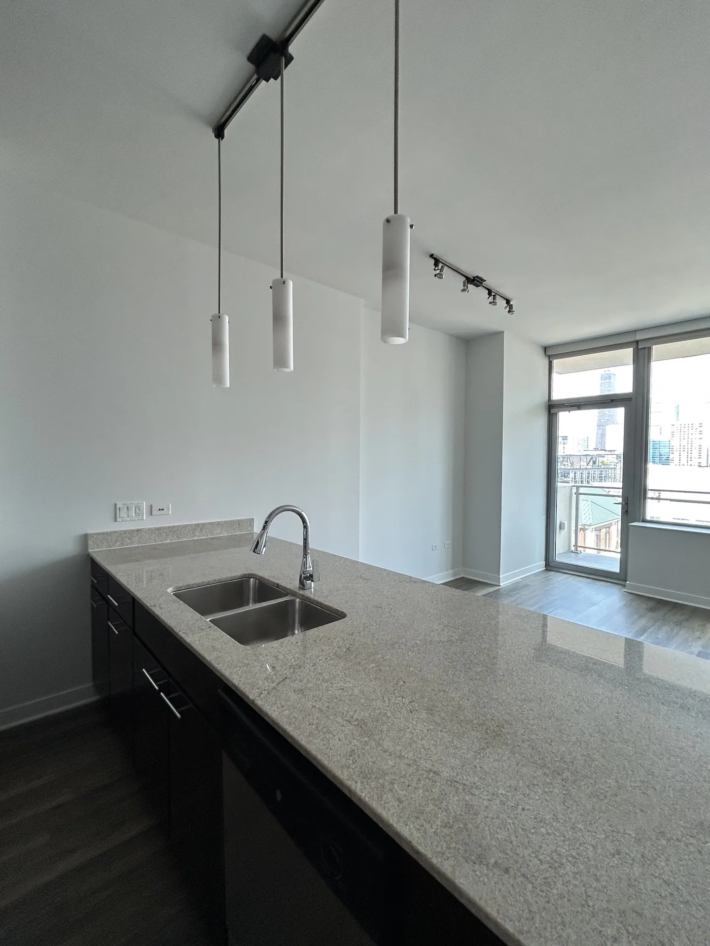 469 W Huron St   60654 60654-unit#2002-Chicago-IL
