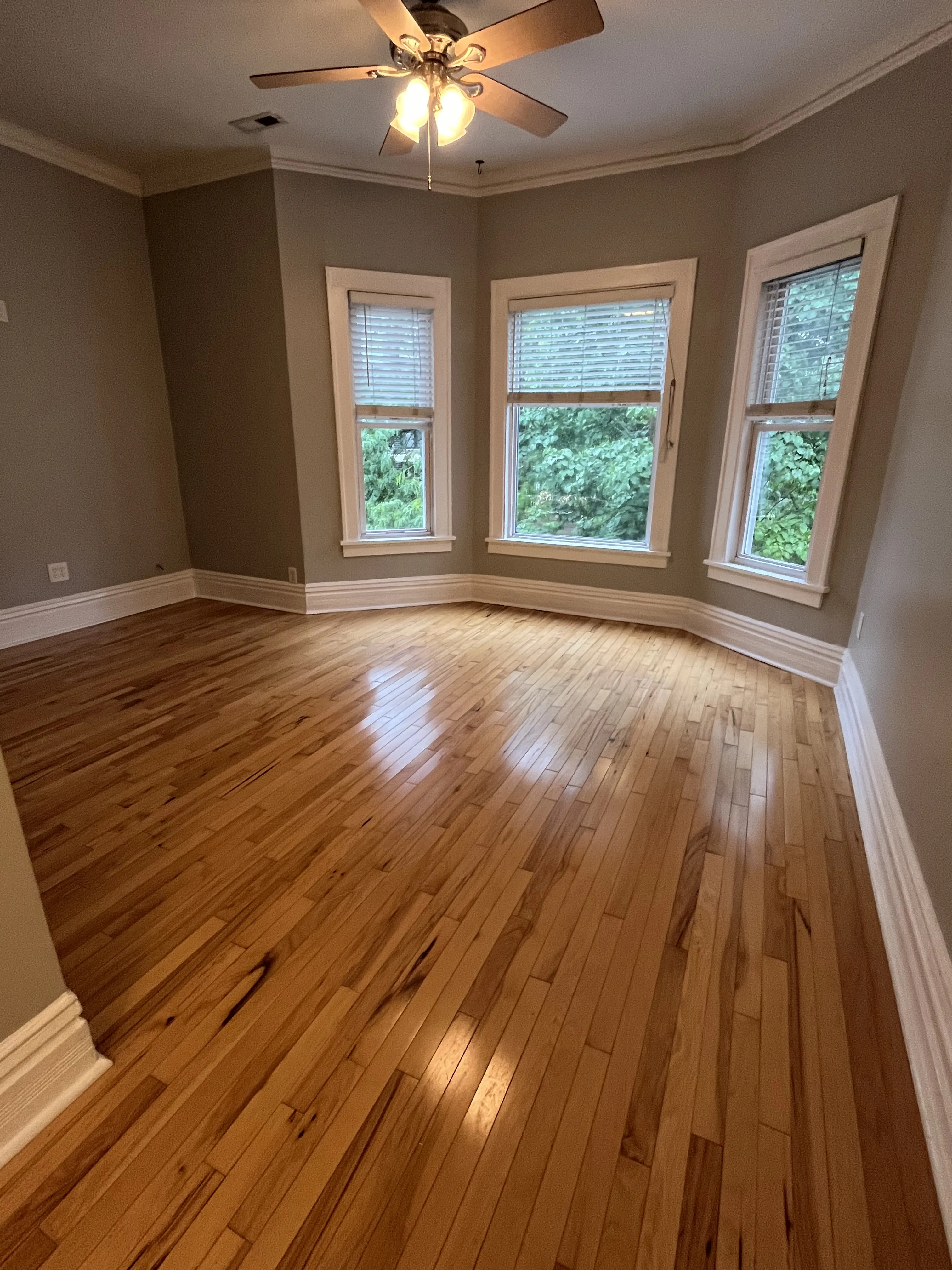 3140 W LYNDALE ST 60647-Victorian Duplex-unit#2-Chicago-IL