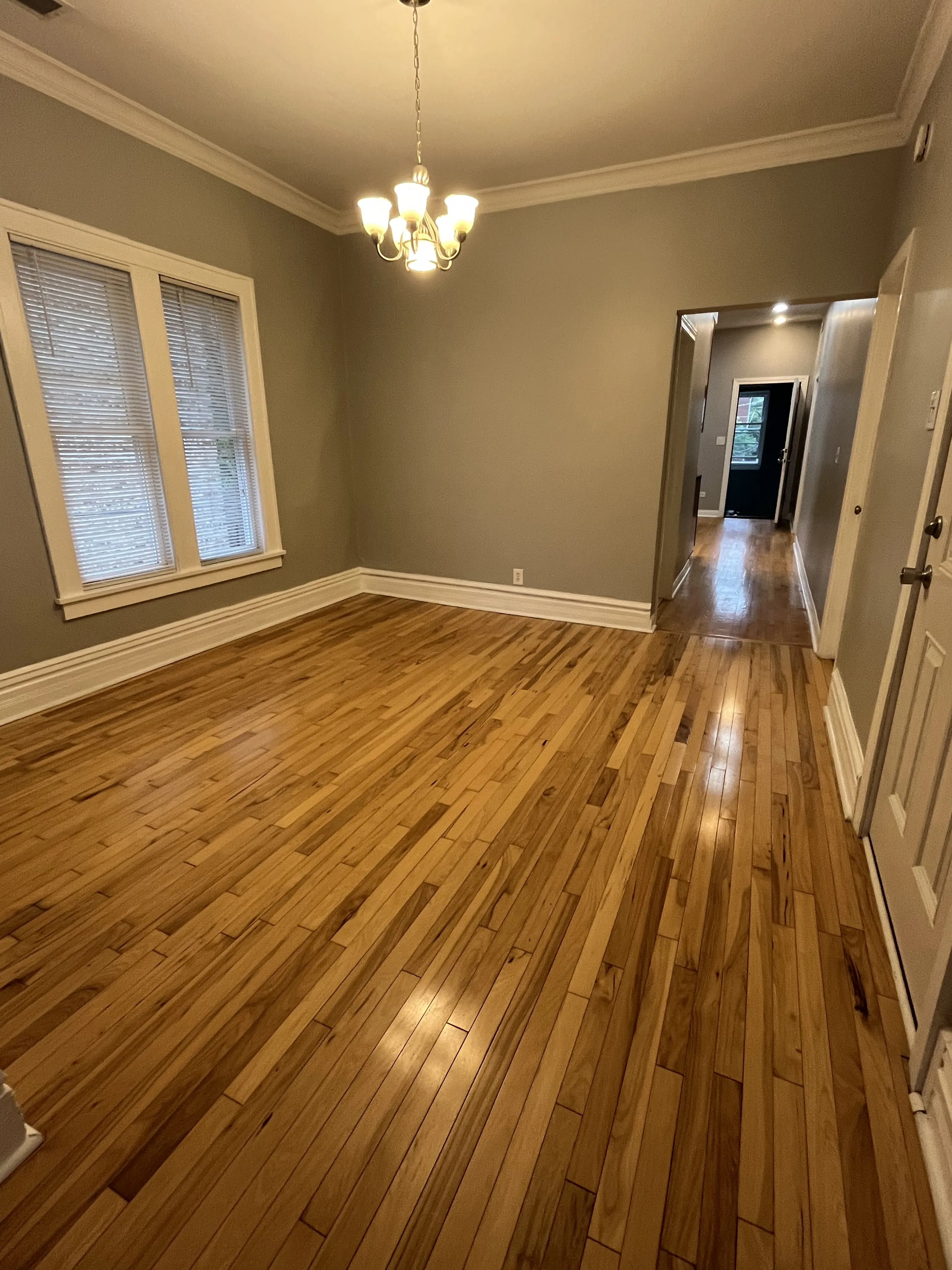 3140 W LYNDALE ST 60647-Victorian Duplex-unit#2-Chicago-IL