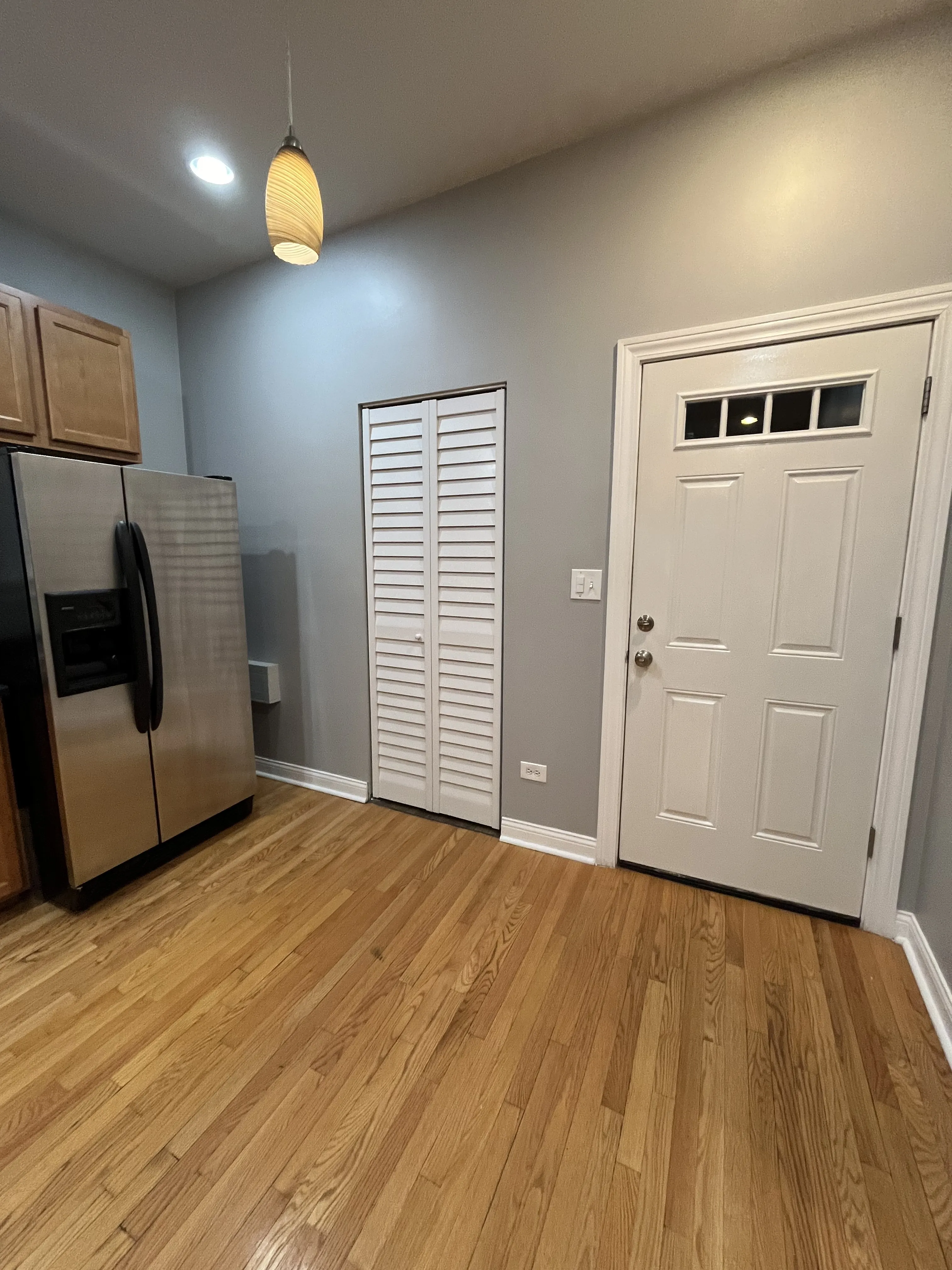 3140 W LYNDALE ST 60647-Victorian Duplex-unit#2-Chicago-IL