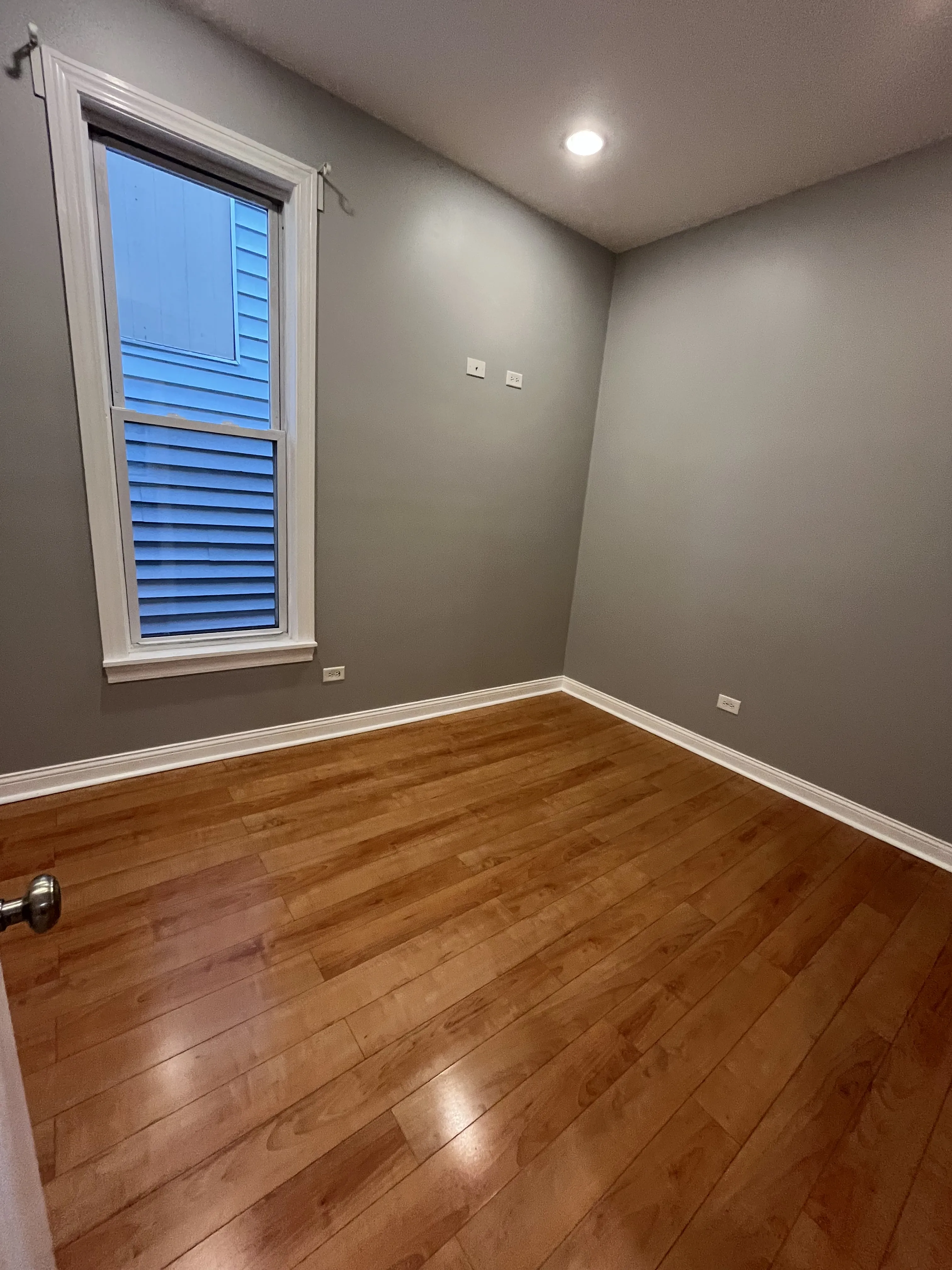 3140 W LYNDALE ST 60647-Victorian Duplex-unit#2-Chicago-IL