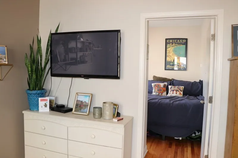 610 W Belmont Ave   60657 60657-Belmont Apartments-unit#1E-Chicago-IL