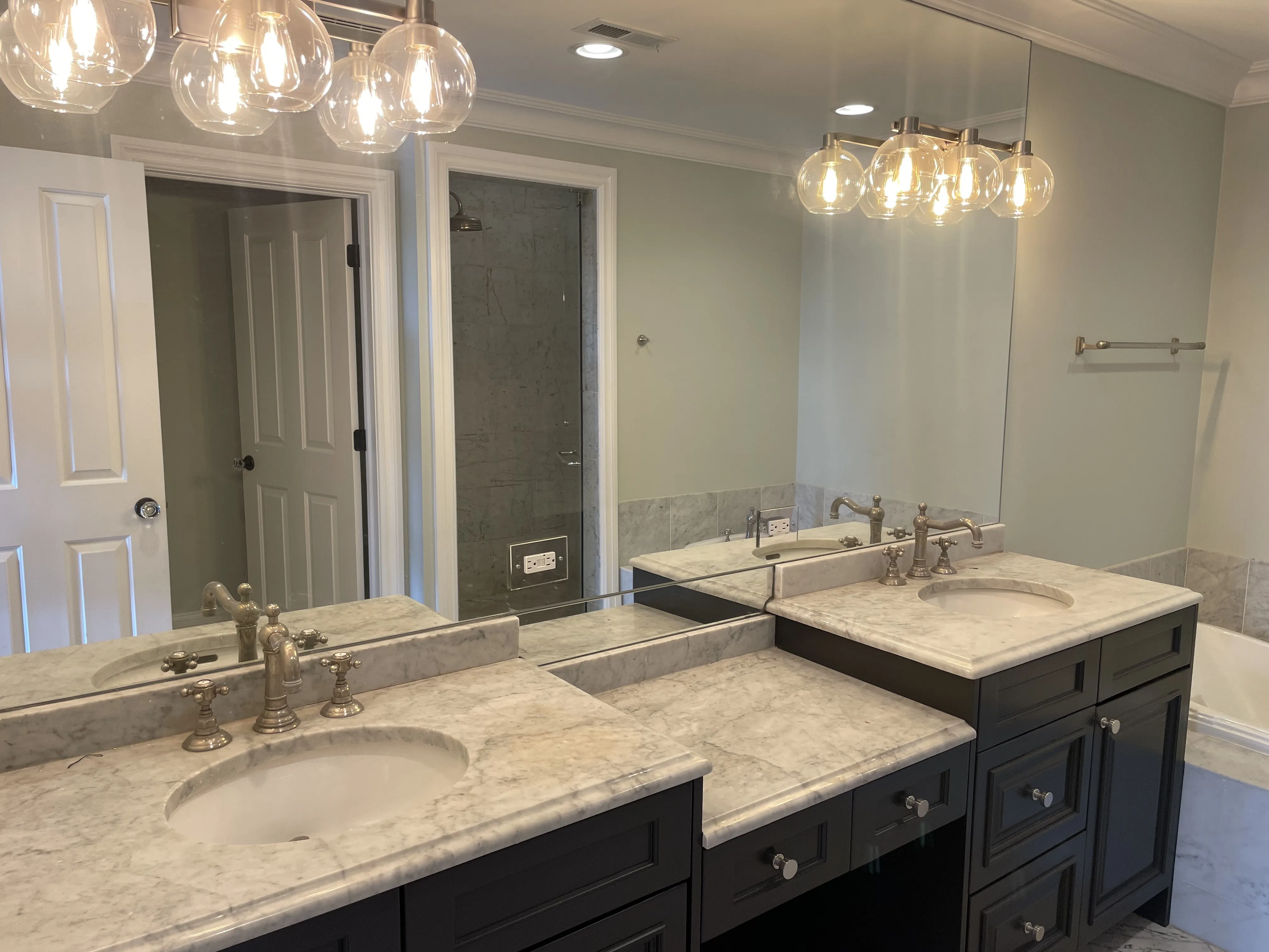 2657 N Clybourn Ave   60614 60614-2657 N Clybourn-unit#2A-Chicago-IL