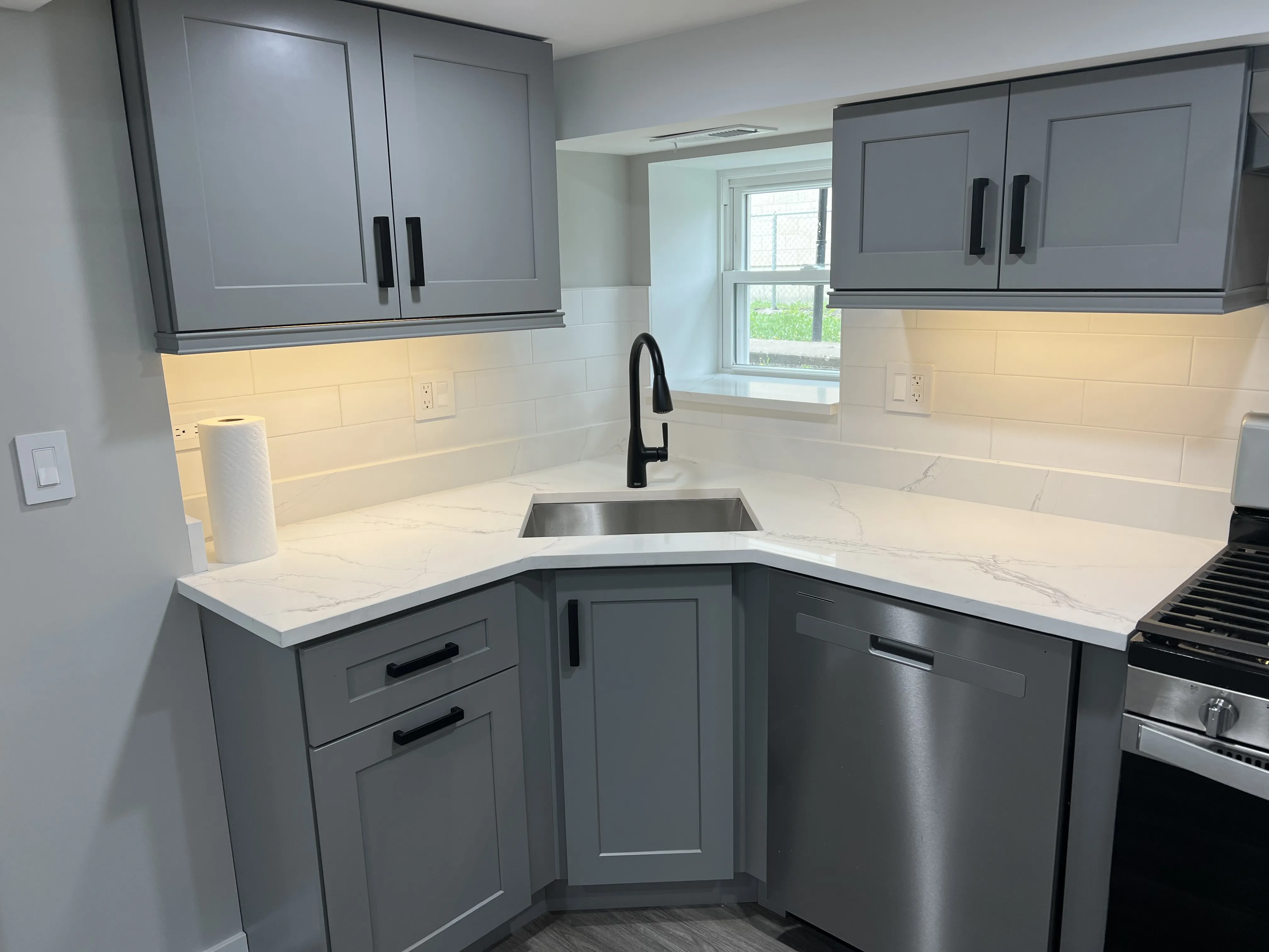 2715 W Potomac Ave   60622 60622-unit#G-Chicago-IL