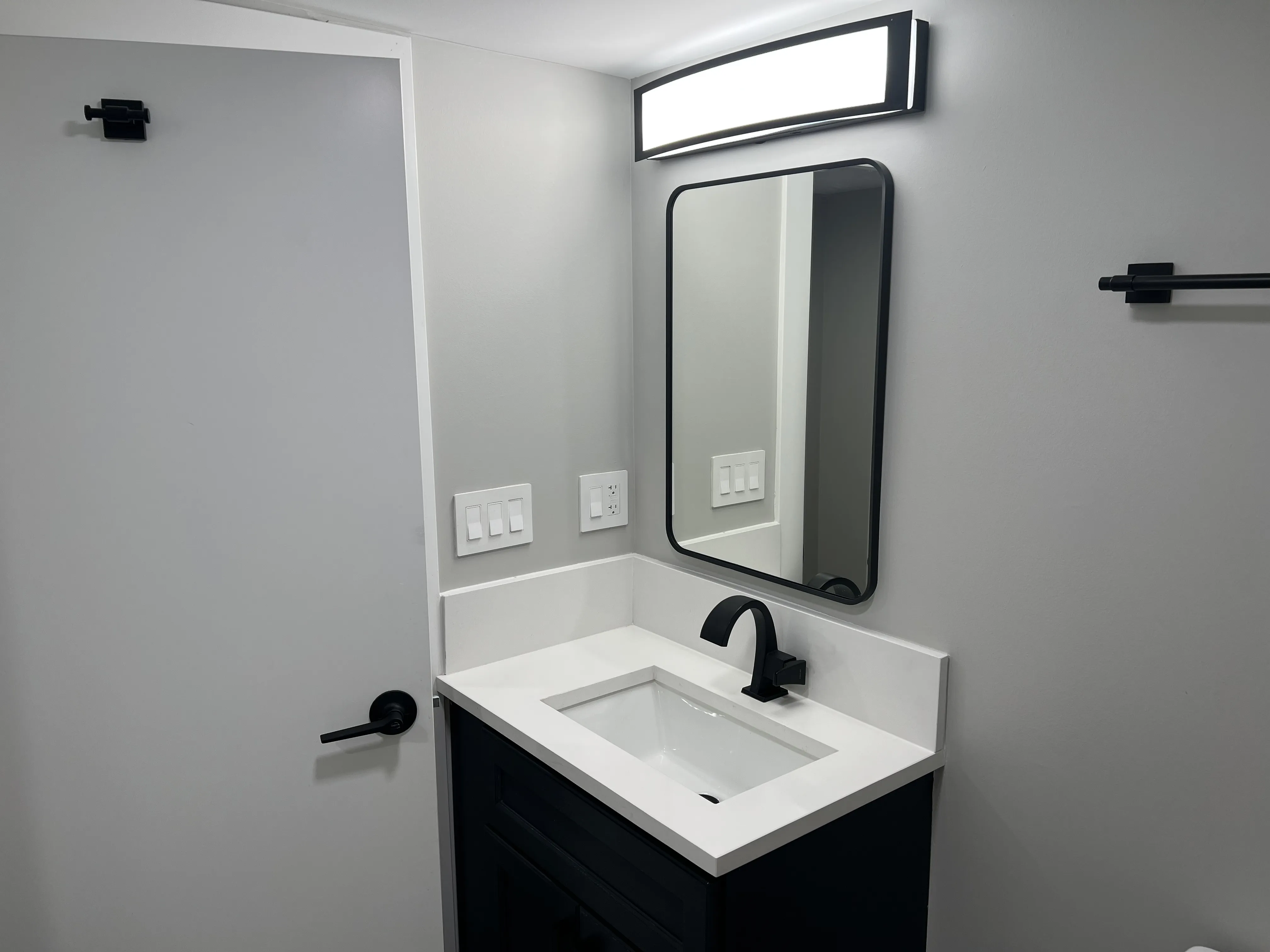 2715 W Potomac Ave   60622 60622-unit#G-Chicago-IL