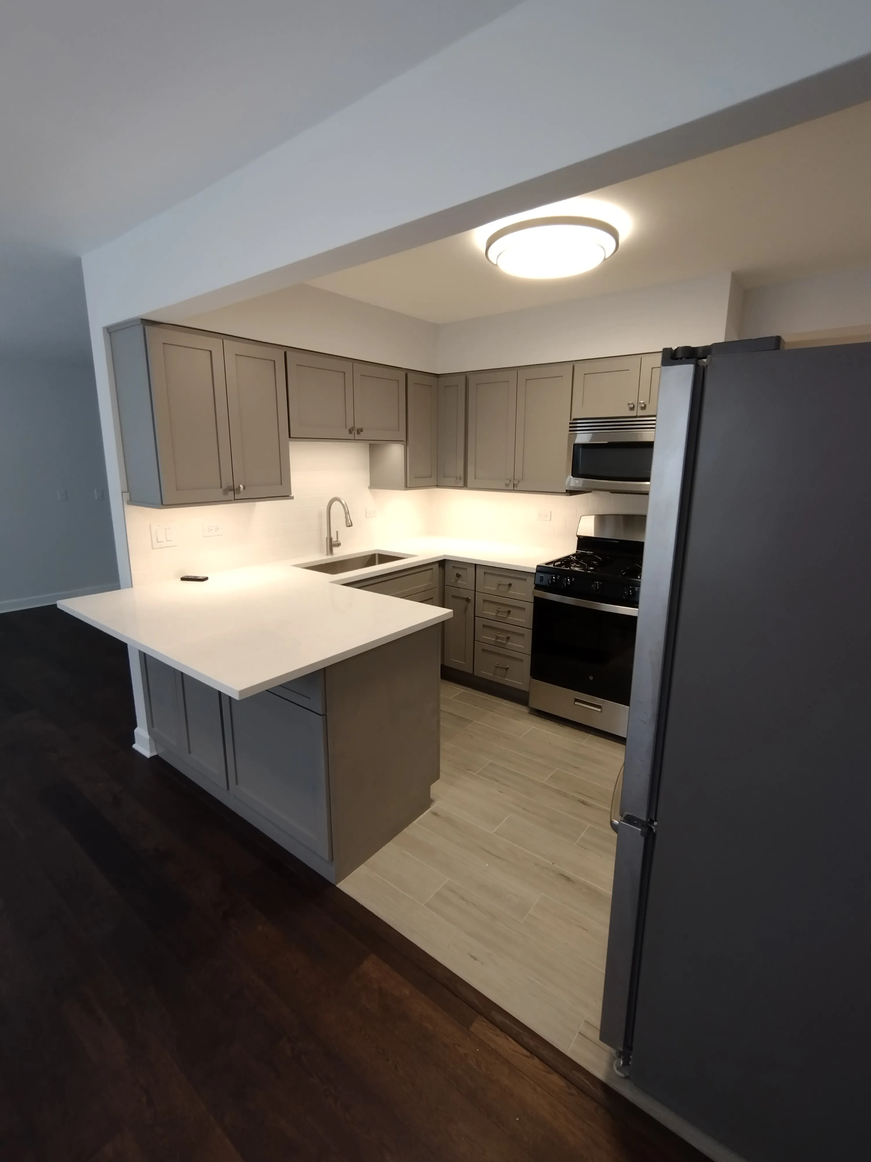 5826 W Lawrence Ave   60630 60630-unit#1SW-Chicago-IL