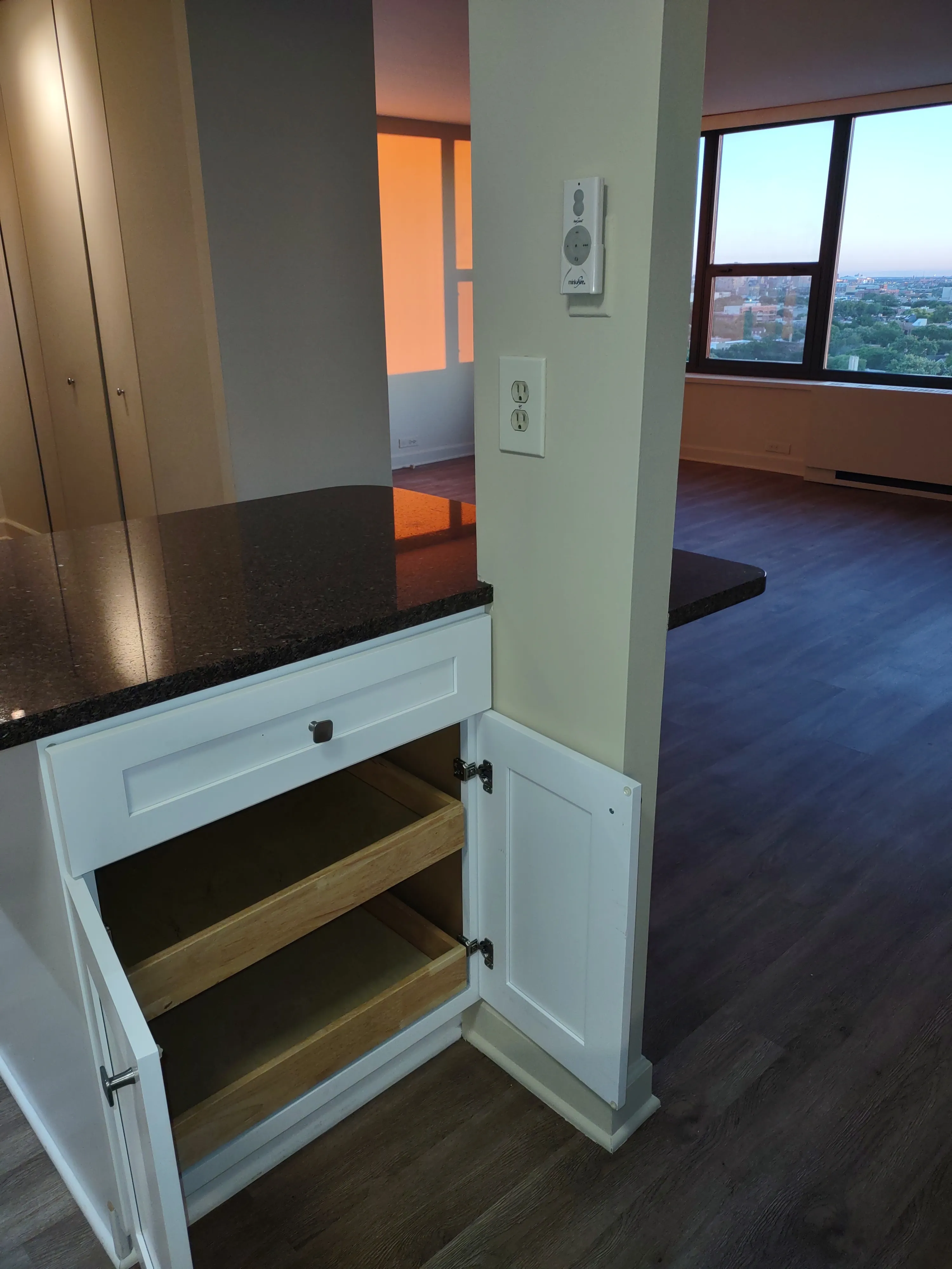 1850 N CLARK ST 60614-Hemingway-unit#1606-Chicago-IL