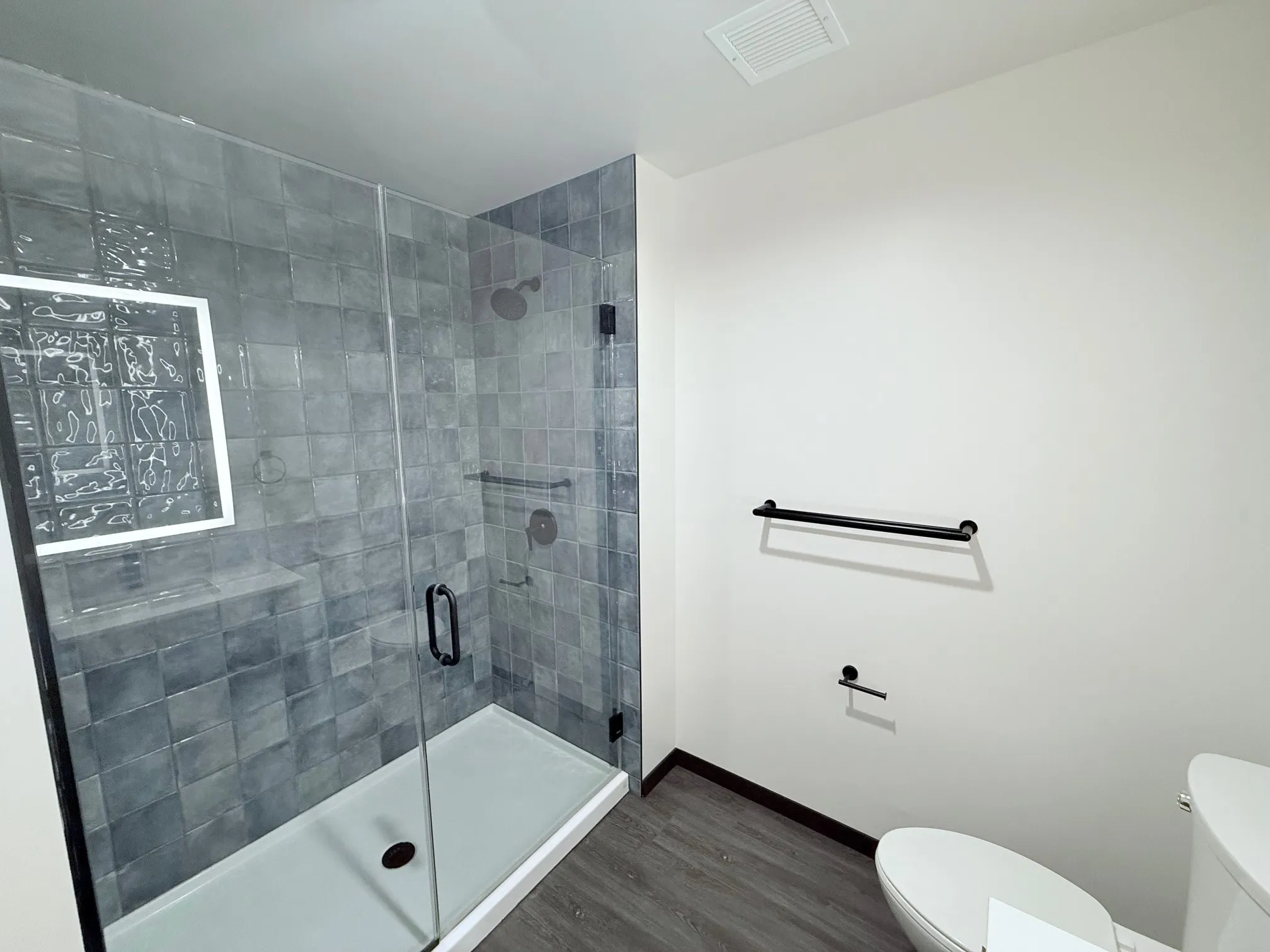 150 N Ashland Ave   60607 60607-unit#514-Chicago-IL