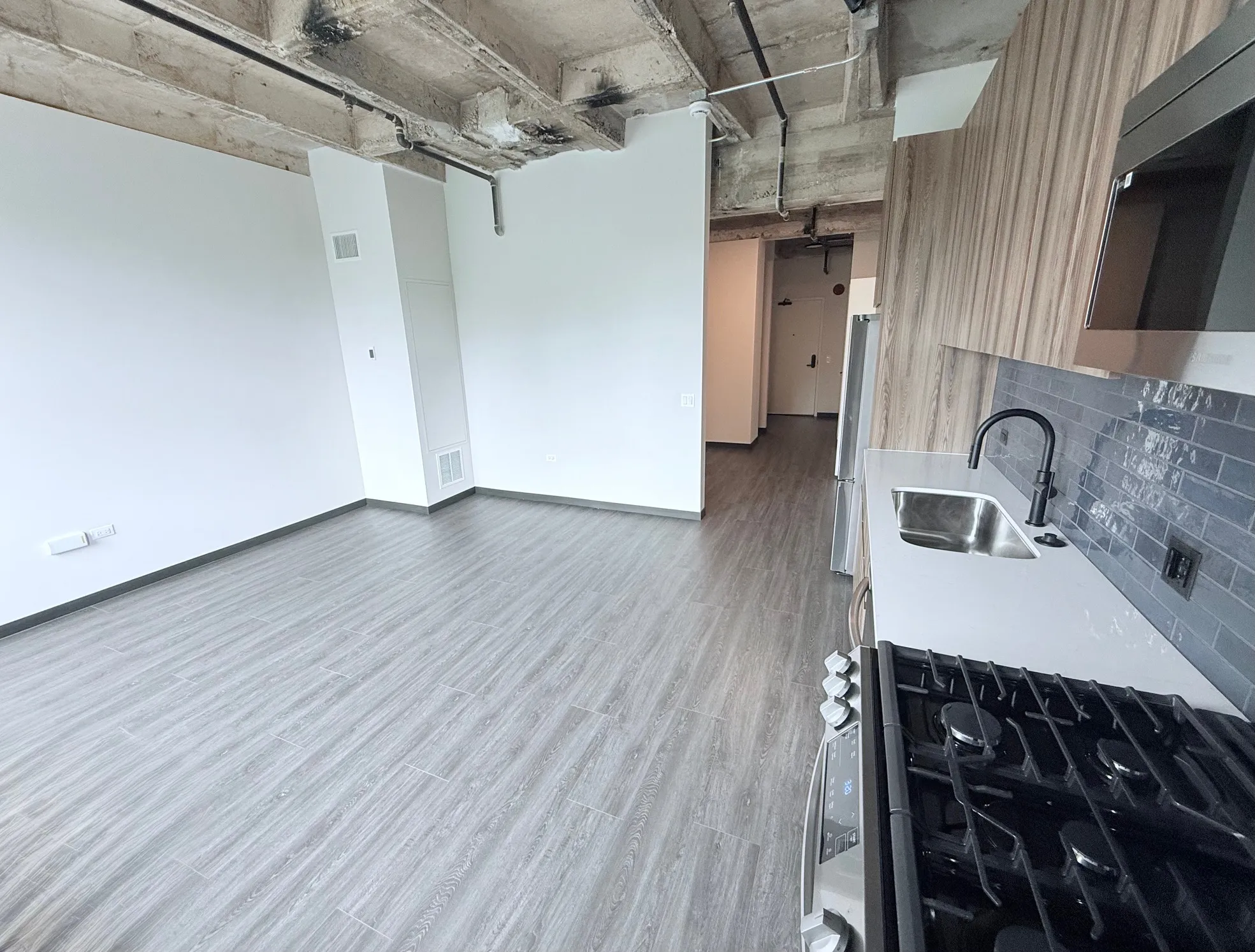 150 N Ashland Ave   60607 60607-unit#514-Chicago-IL