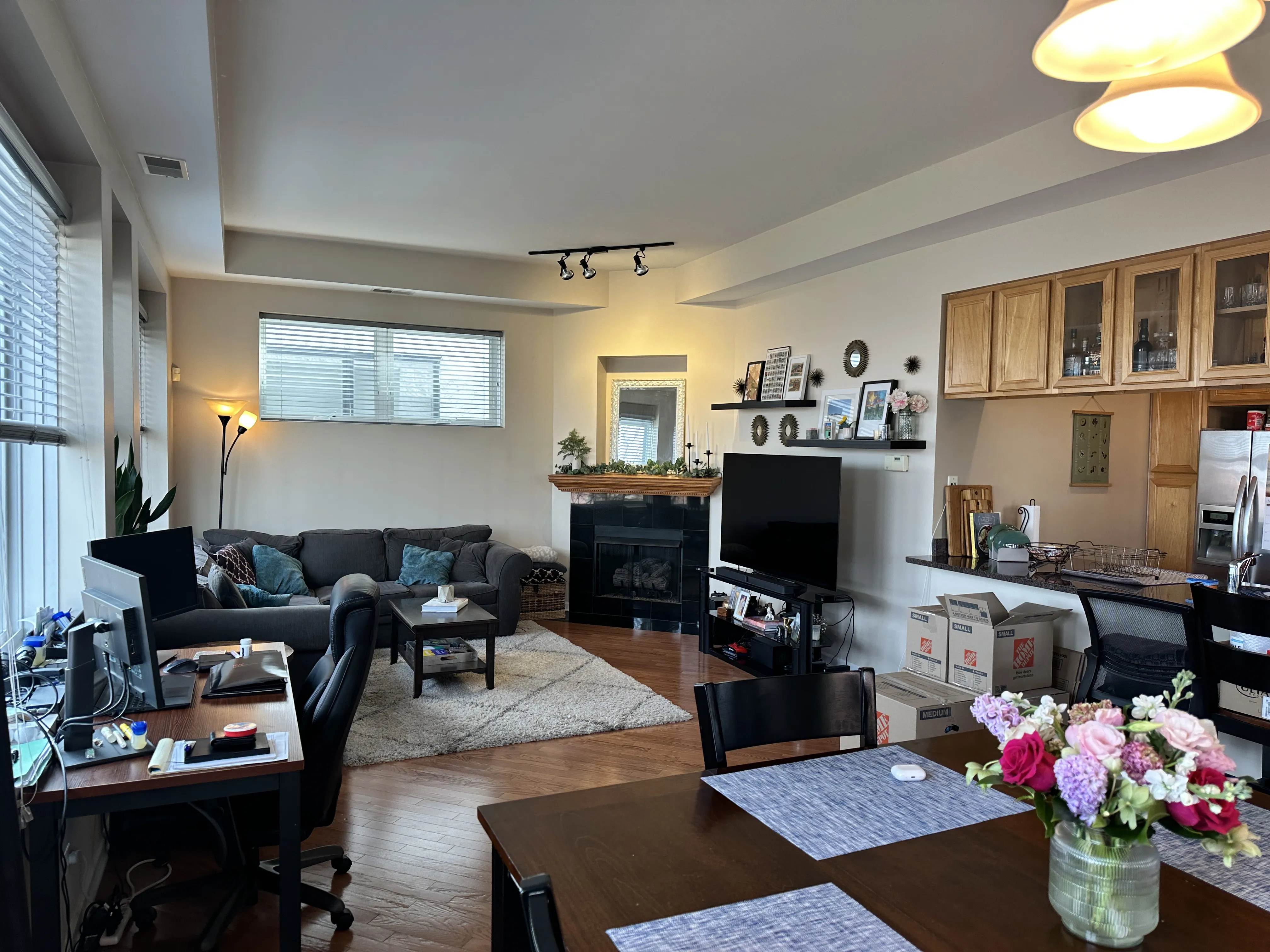 2337 W Wolfram St   60618 60618-unit#511-Chicago-IL