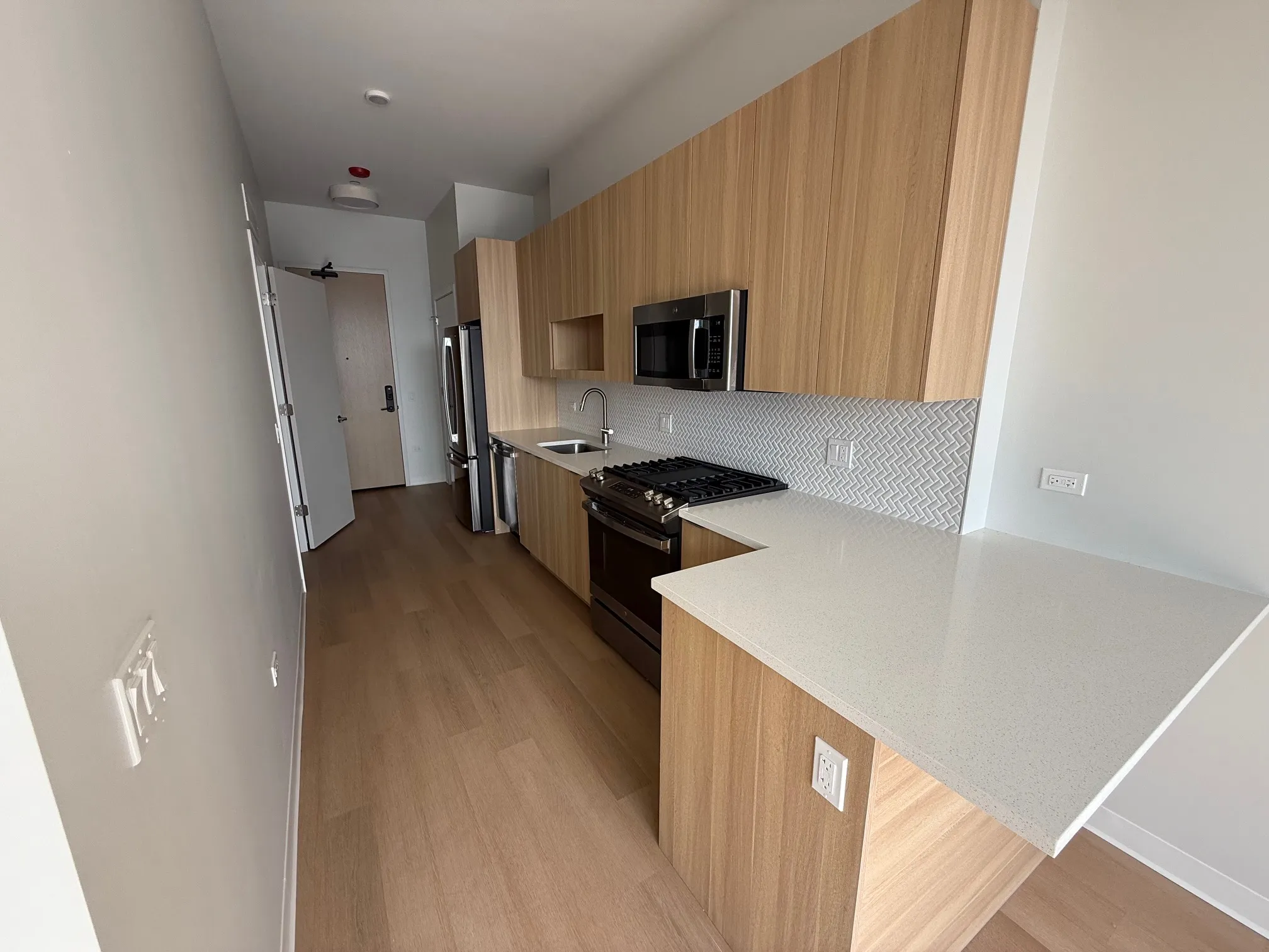 1475 N Kingsbury St   60642 60642-unit#1303-Chicago-IL