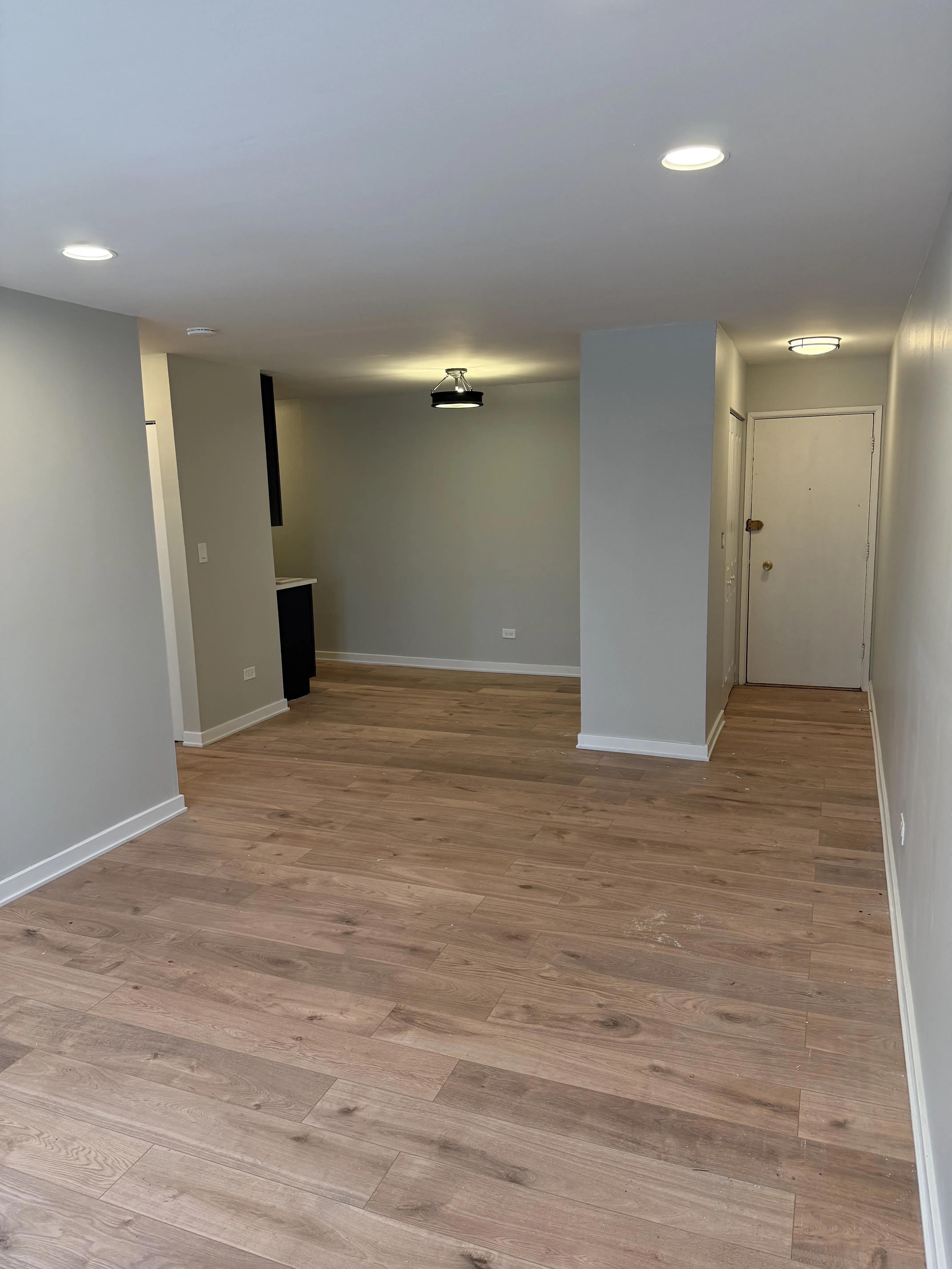 5750 N Kenmore Ave   60660 60660-Chicago-IL