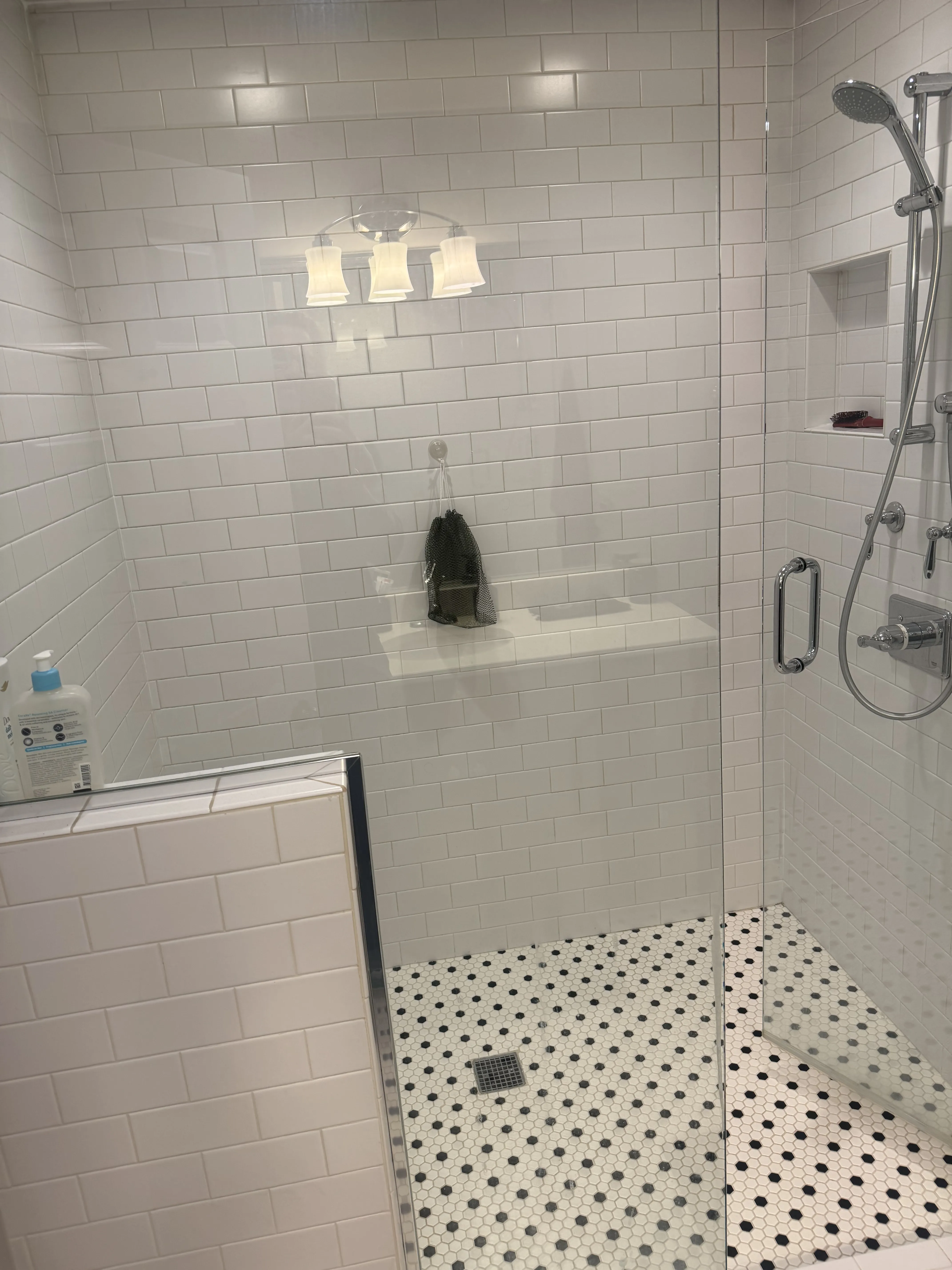 3704 N Janssen Ave   60613 60613-unit#1-Chicago-IL