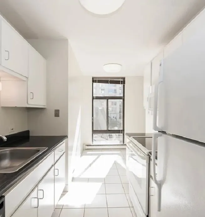 65 E Scott St   60610 60610-Chicago-IL