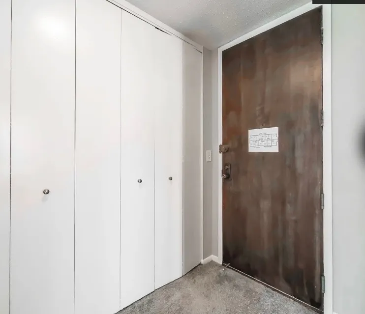 65 E Scott St   60610 60610-Chicago-IL