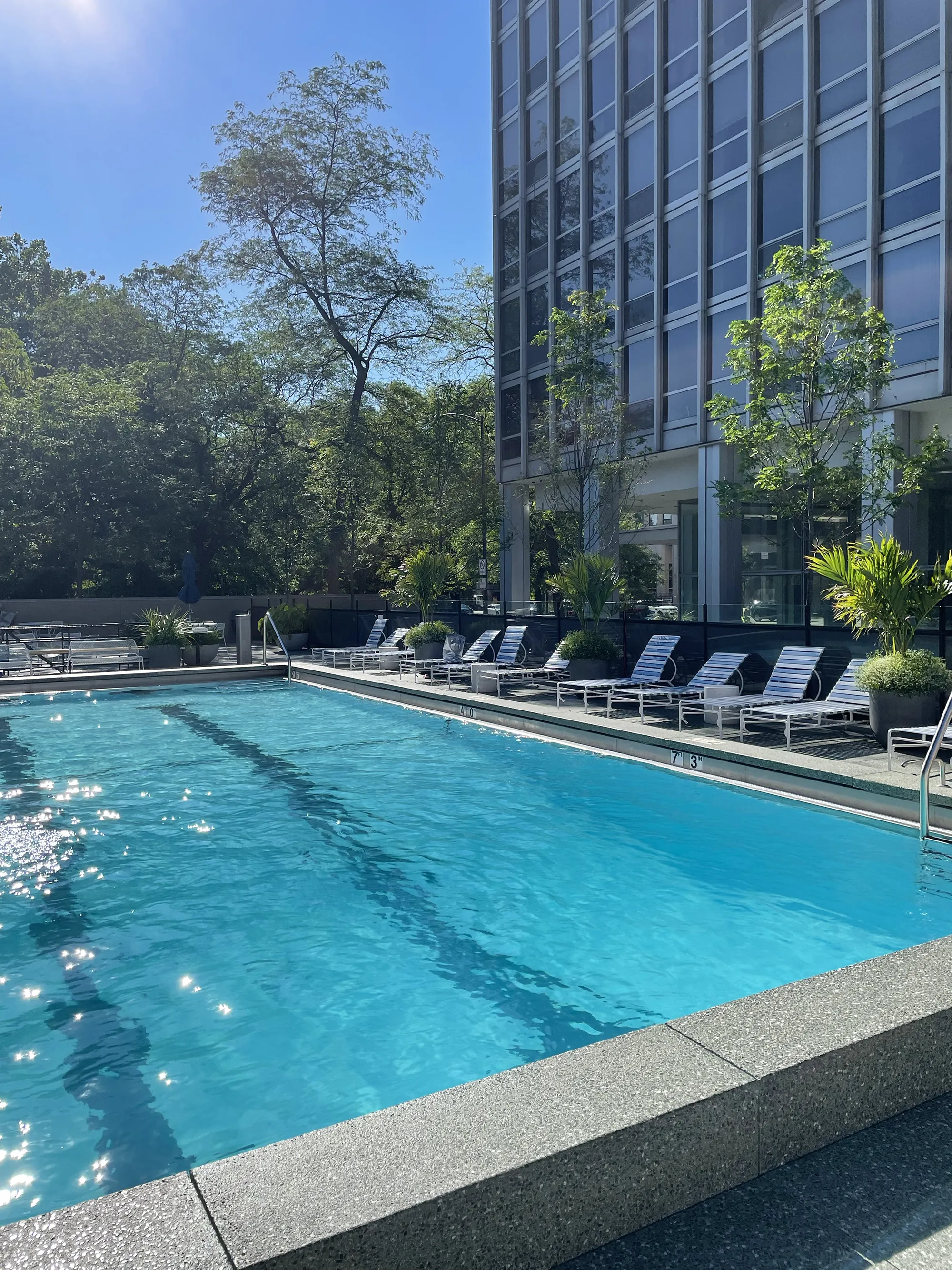 2400 N Lakeview Ave   60614 60614-unit#907-Chicago-IL