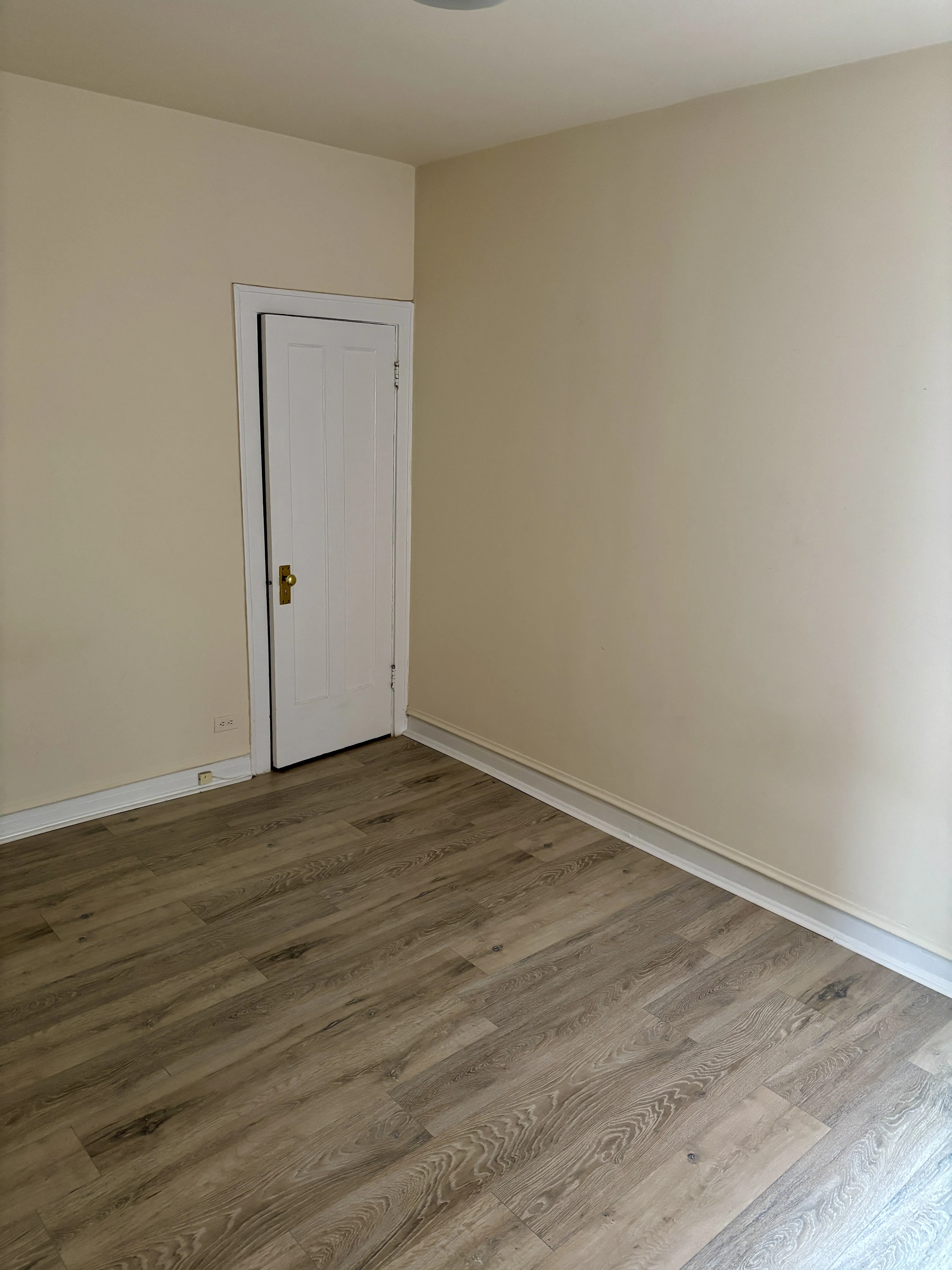 6916 N Lakewood Ave 60626 60626-unit#3rdFl-Chicago-IL