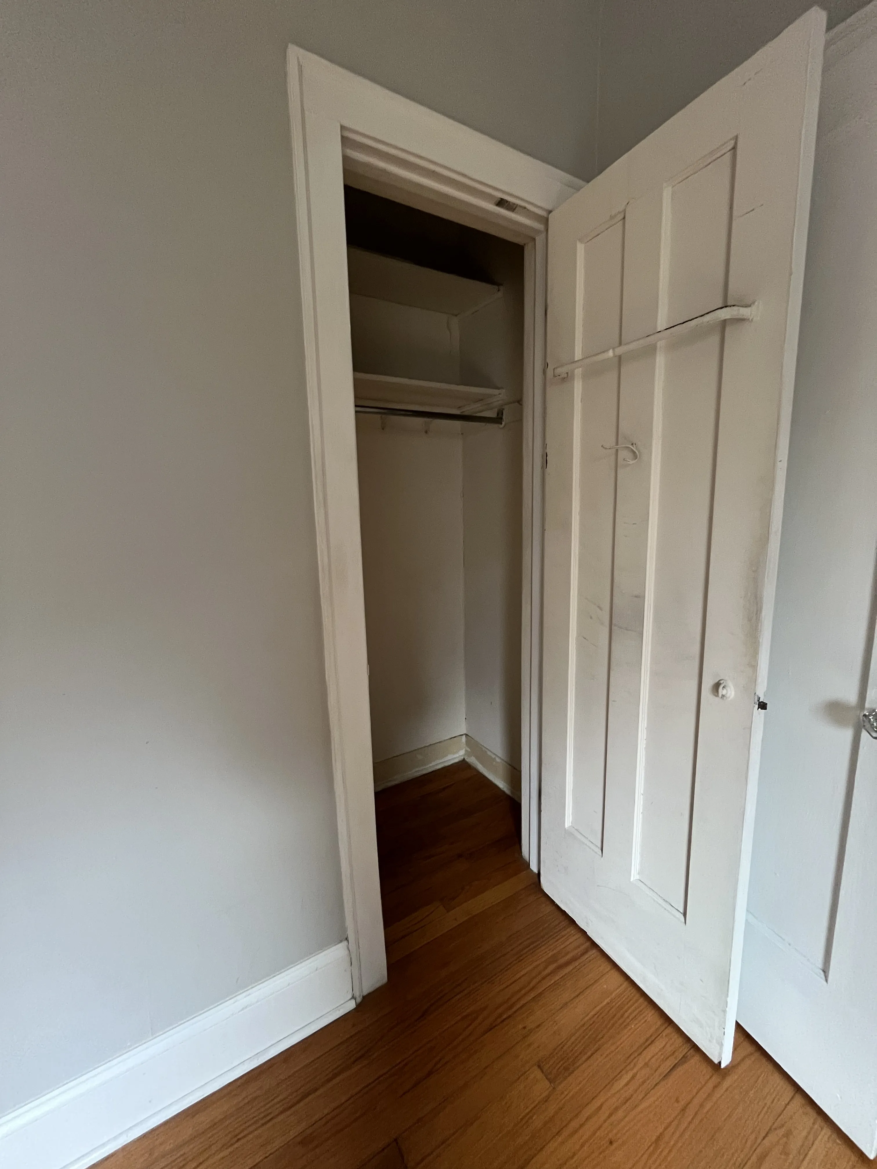 3223 W Olive Ave   60659 60659-Olive Street Two-flat-unit#1-Chicago-IL
