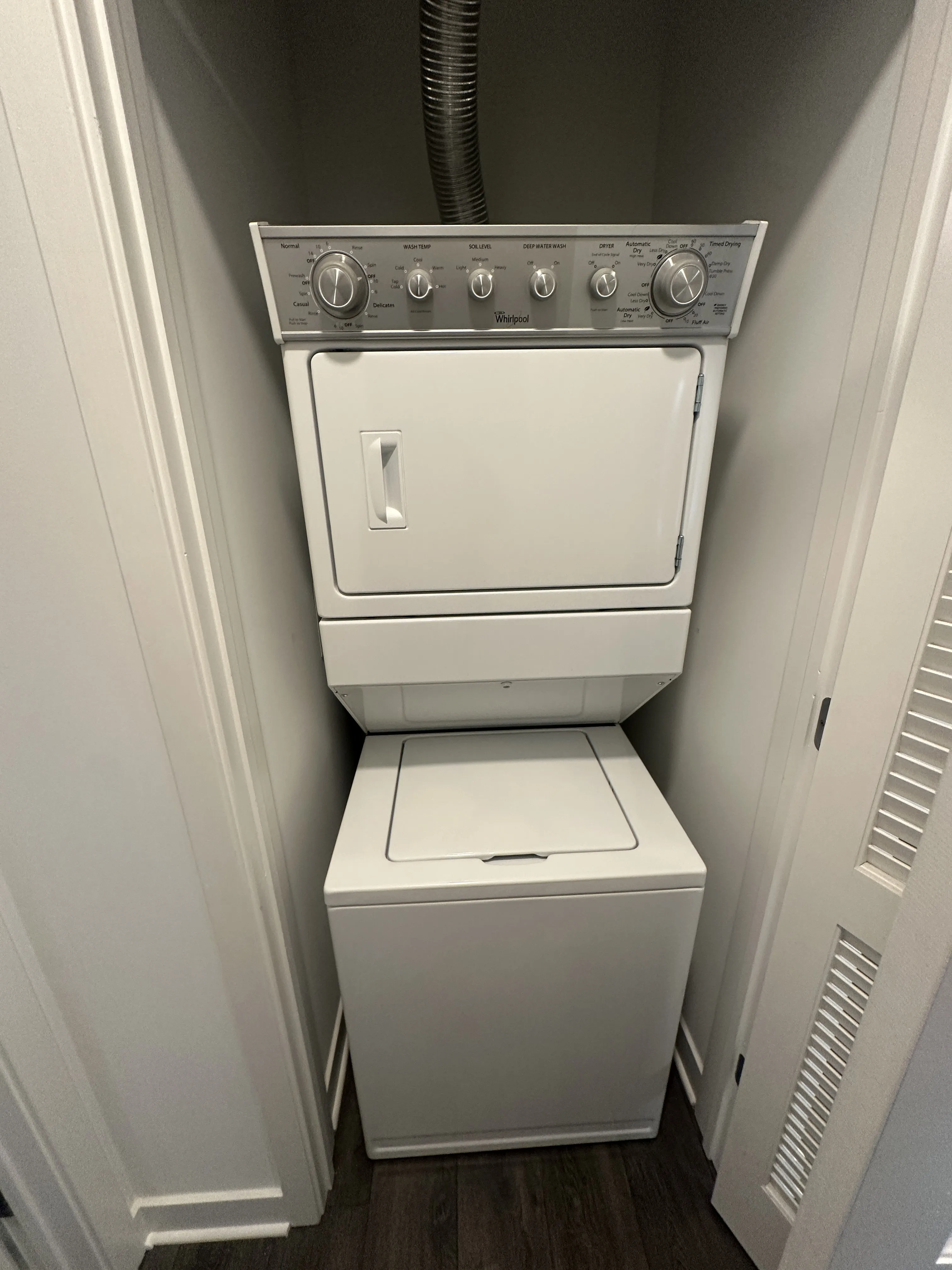 221 W Hubbard St   60654 60654-unit#612-Chicago-IL