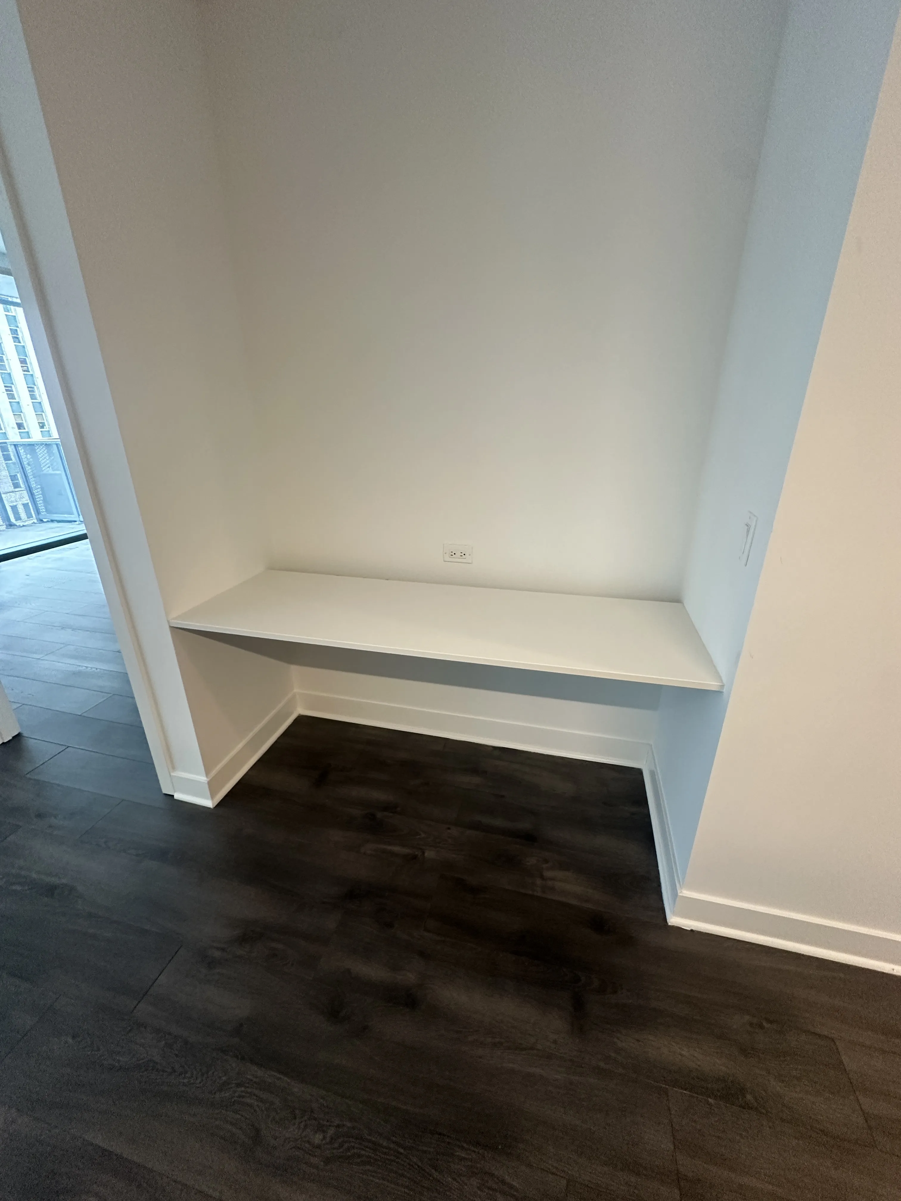 221 W Hubbard St   60654 60654-unit#612-Chicago-IL