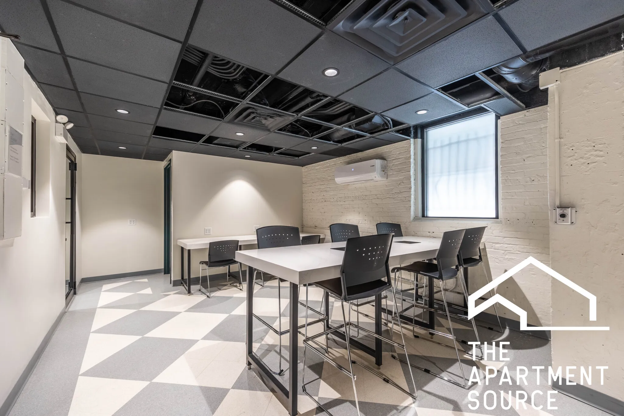 1140 N La Salle Dr 60610 60610-The Oliver -unit#205-Chicago-IL