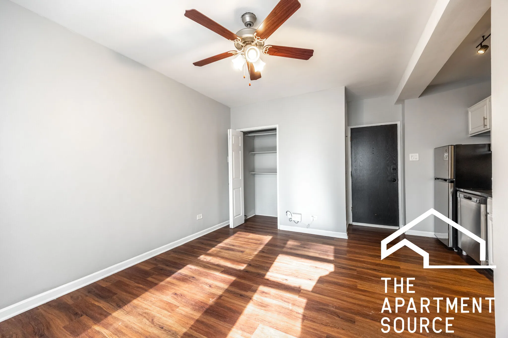 1140 N La Salle Dr 60610 60610-The Oliver -unit#205-Chicago-IL